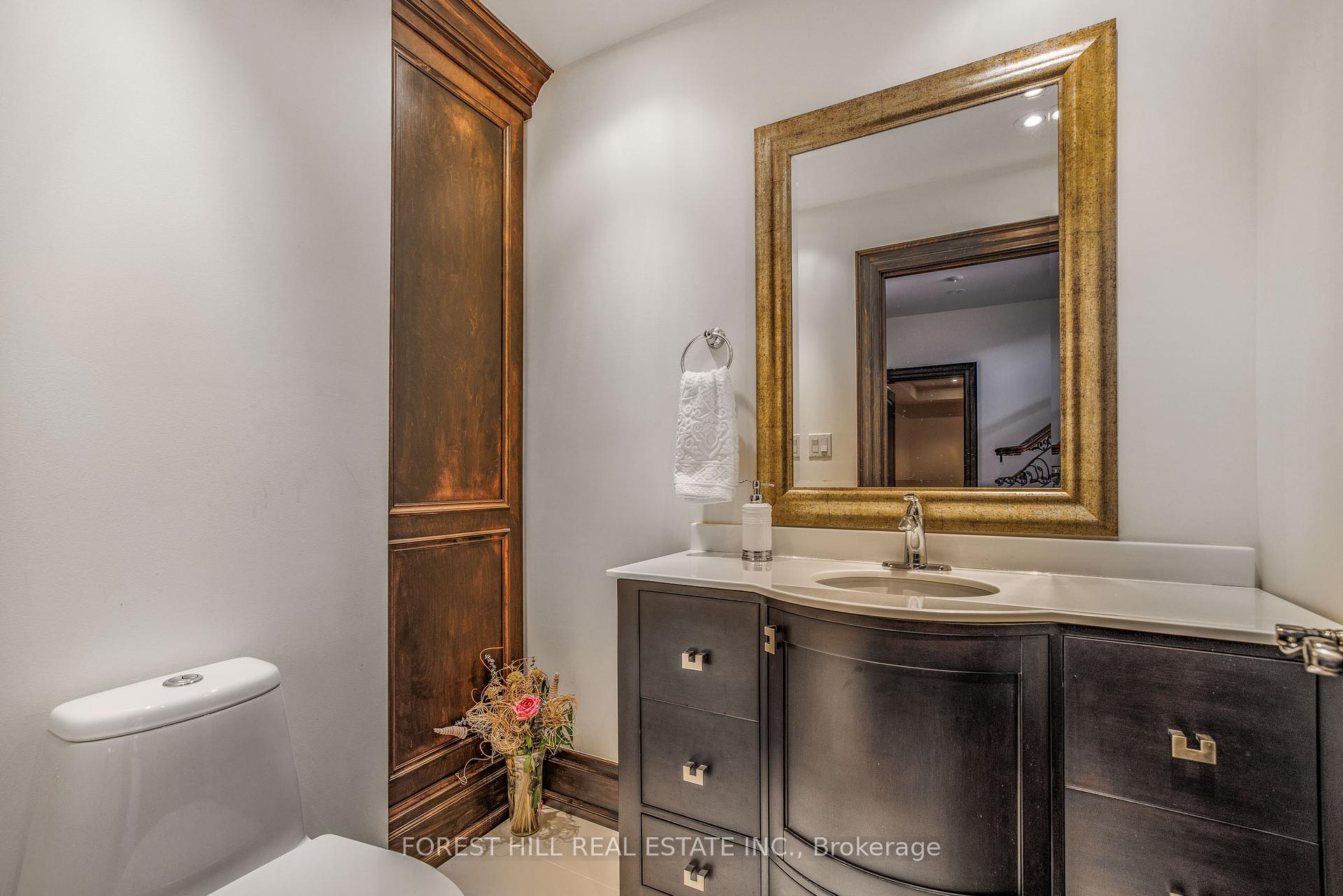 38 Greengate Rd, Toronto, ON M3B1E8 | 4 Bedroom 9 Bathroom Detached House | Image 9