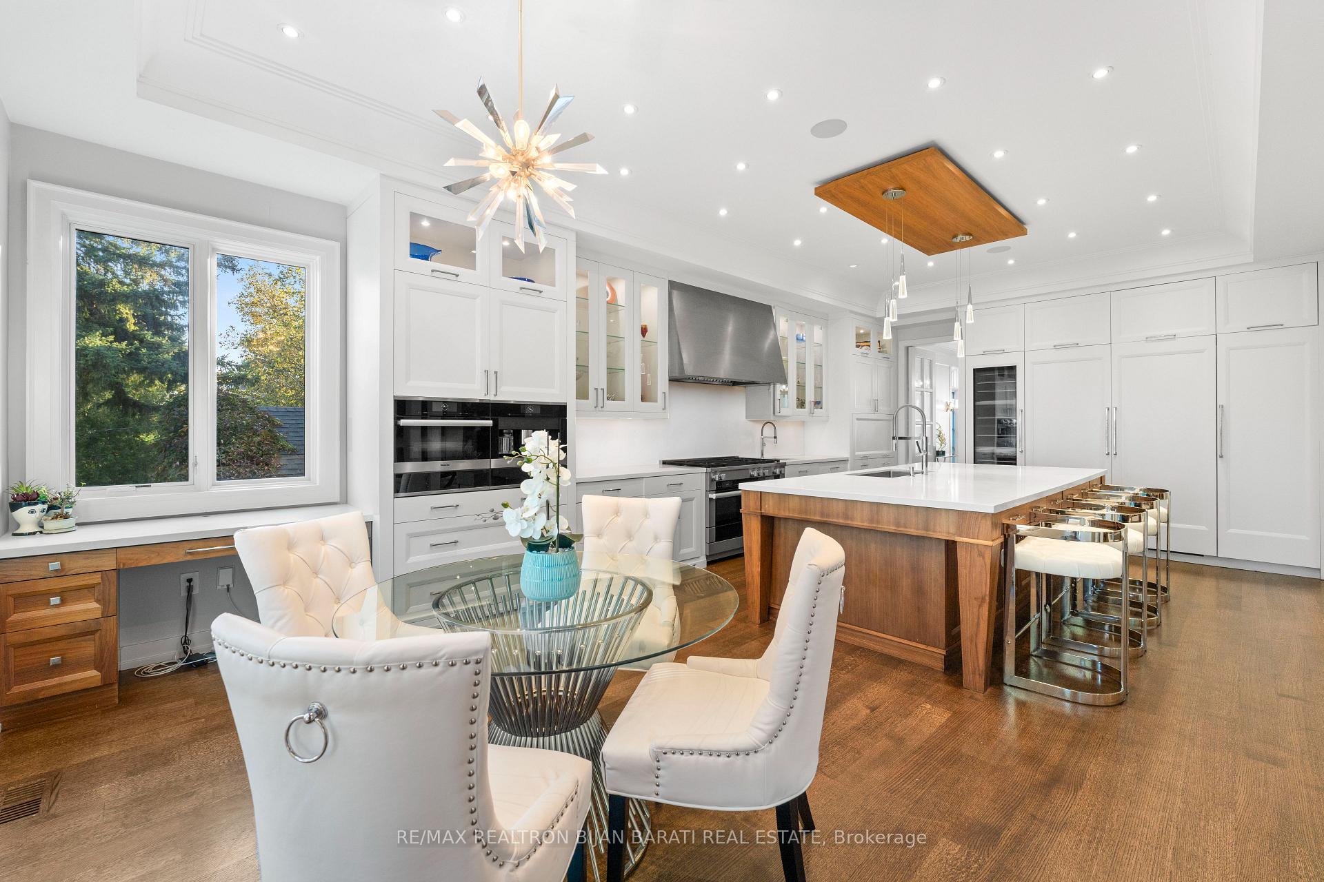 238 St Leonards Ave, Toronto, ON M4N1L1 | 4 Bedroom 6 Bathroom Detached House | Image 13