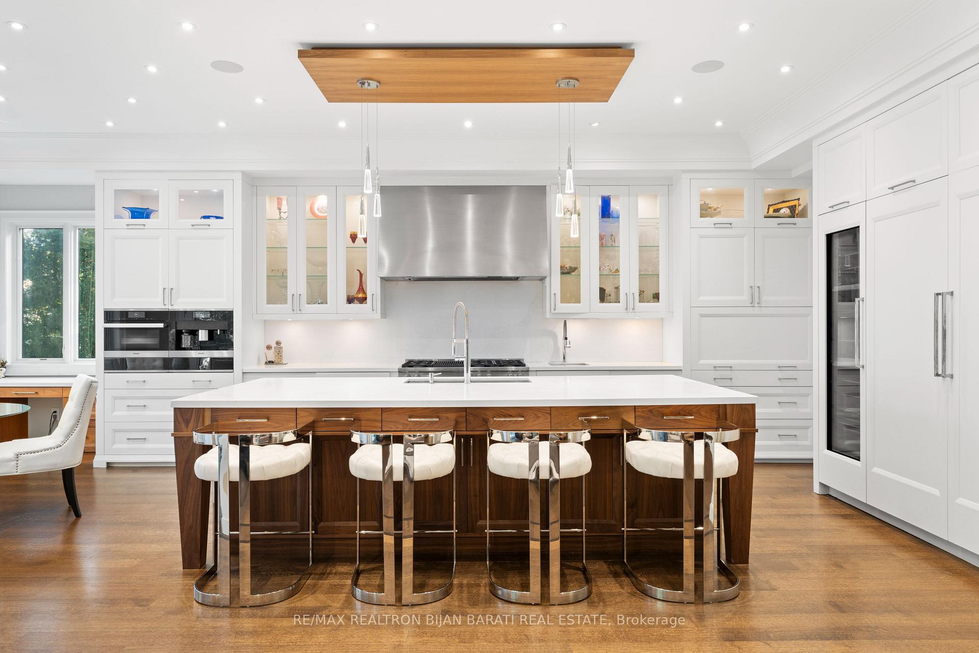 238 St Leonards Ave, Toronto, ON M4N1L1 | 4 Bedroom 6 Bathroom Detached House | Image 6