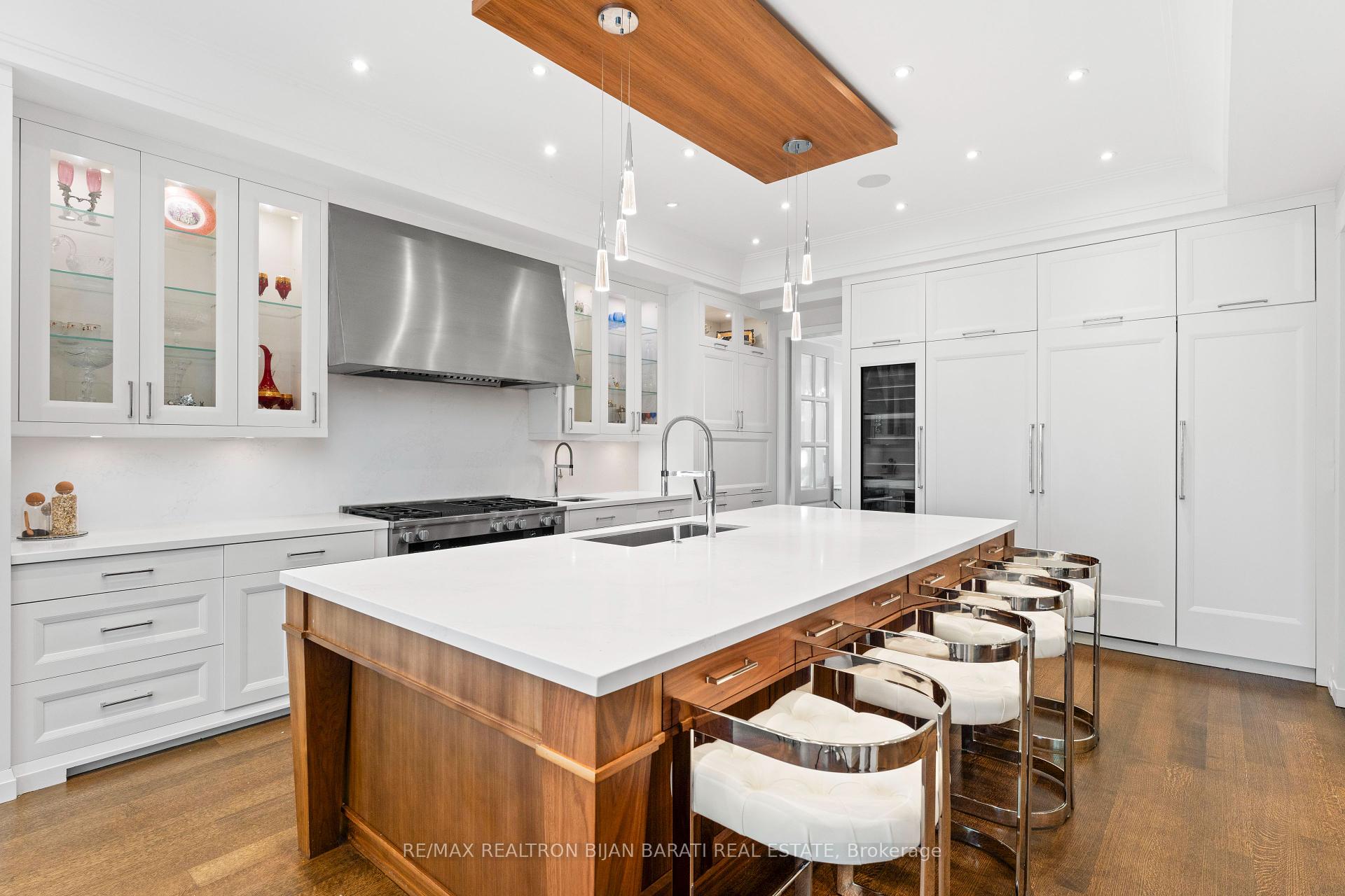 238 St Leonards Ave, Toronto, ON M4N1L1 | 4 Bedroom 6 Bathroom Detached House | Image 9