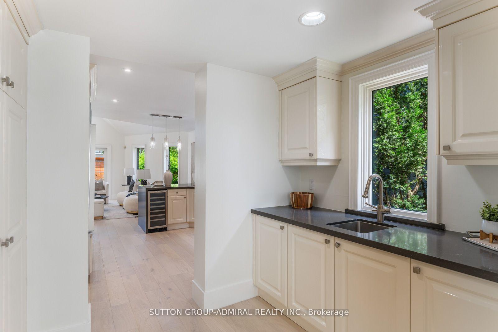 216 Glencairn Ave, Toronto, ON M4R1N2 | 3 Bedroom 3 Bathroom Detached House | Image 9