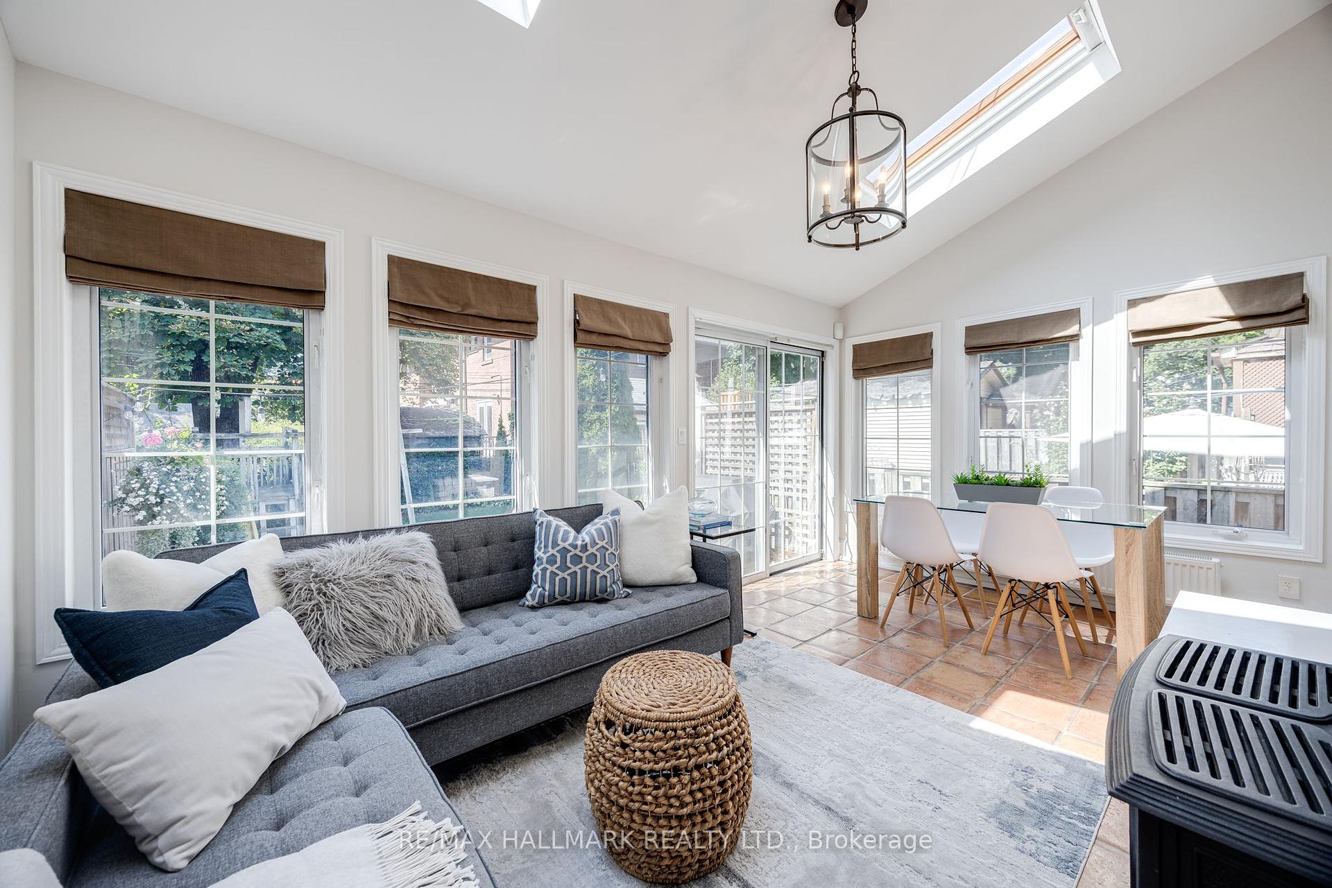 18 Jedburgh Rd, Toronto, ON M5M3J6 | 3 Bedroom 2 Bathroom Semi-Detached House | Image 10