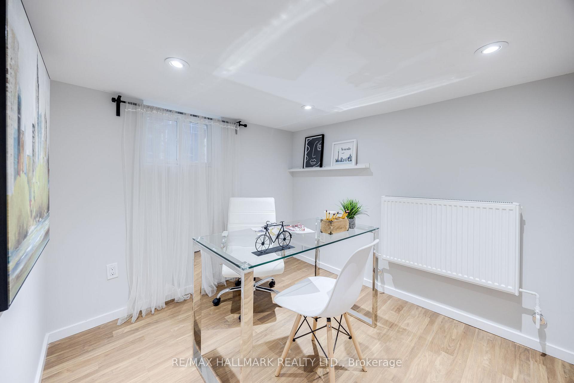 18 Jedburgh Rd, Toronto, ON M5M3J6 | 3 Bedroom 2 Bathroom Semi-Detached House | Image 29