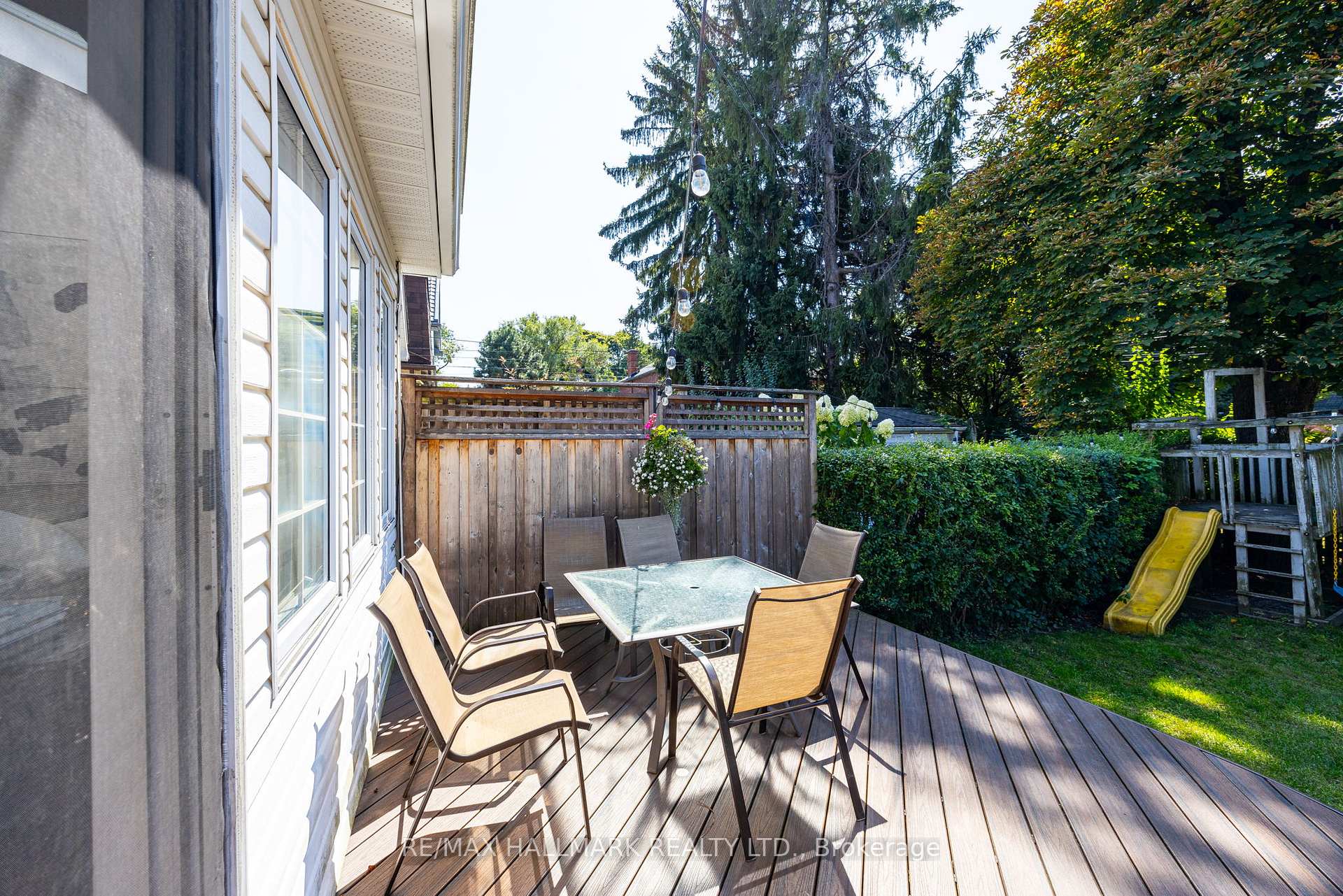 18 Jedburgh Rd, Toronto, ON M5M3J6 | 3 Bedroom 2 Bathroom Semi-Detached House | Image 30