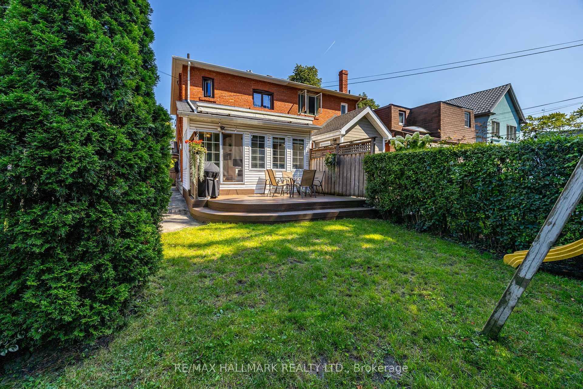 18 Jedburgh Rd, Toronto, ON M5M3J6 | 3 Bedroom 2 Bathroom Semi-Detached House | Image 33