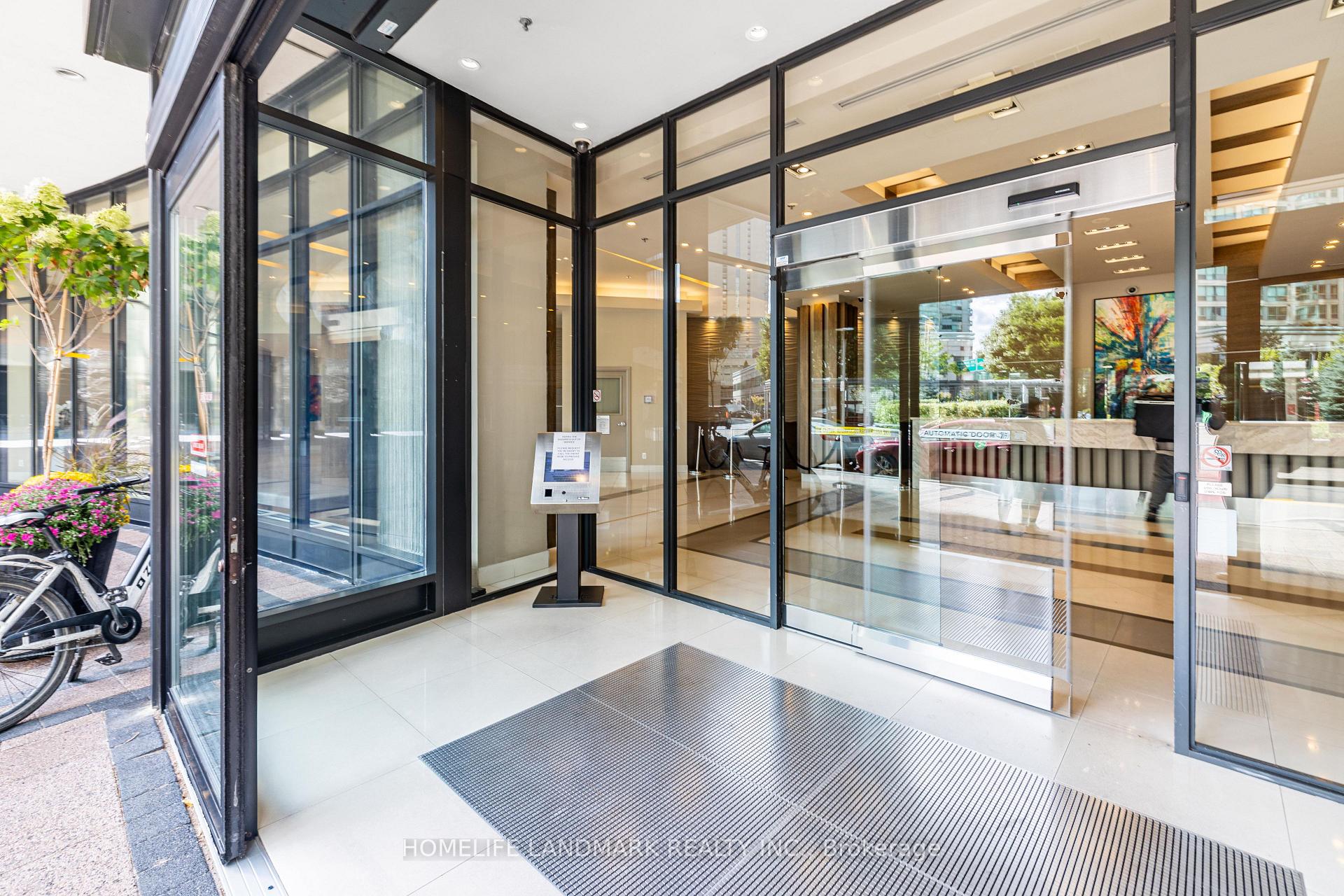 #1711 - 18 Harbour St, Toronto, ON M5J2Z6 | 2 Bedroom 2 Bathroom Condo Apt | Image 4