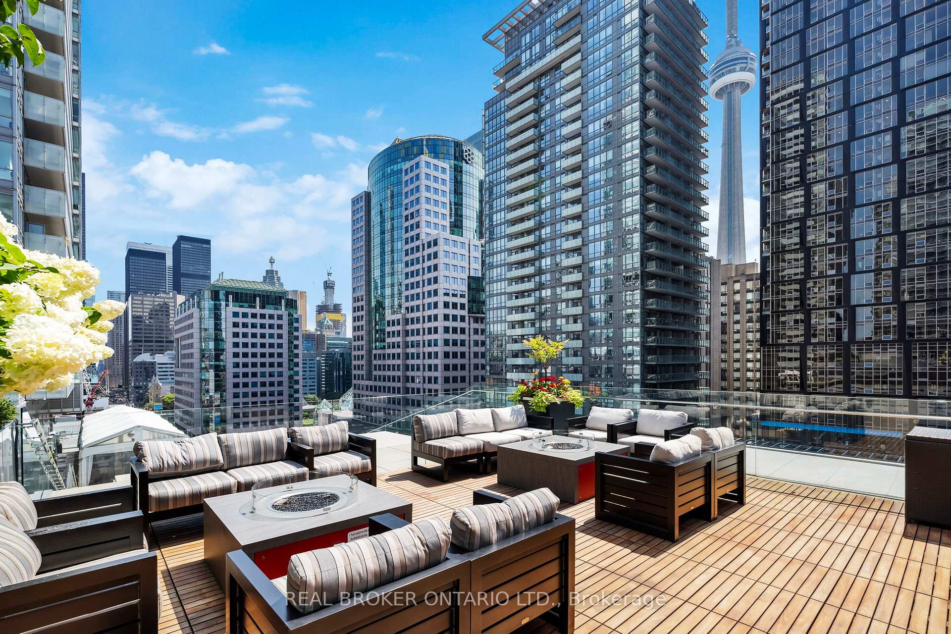 #4401 - 80 John St, Toronto, ON M5V3X4 | 2 Bedroom 2 Bathroom Condo Apt | Image 27