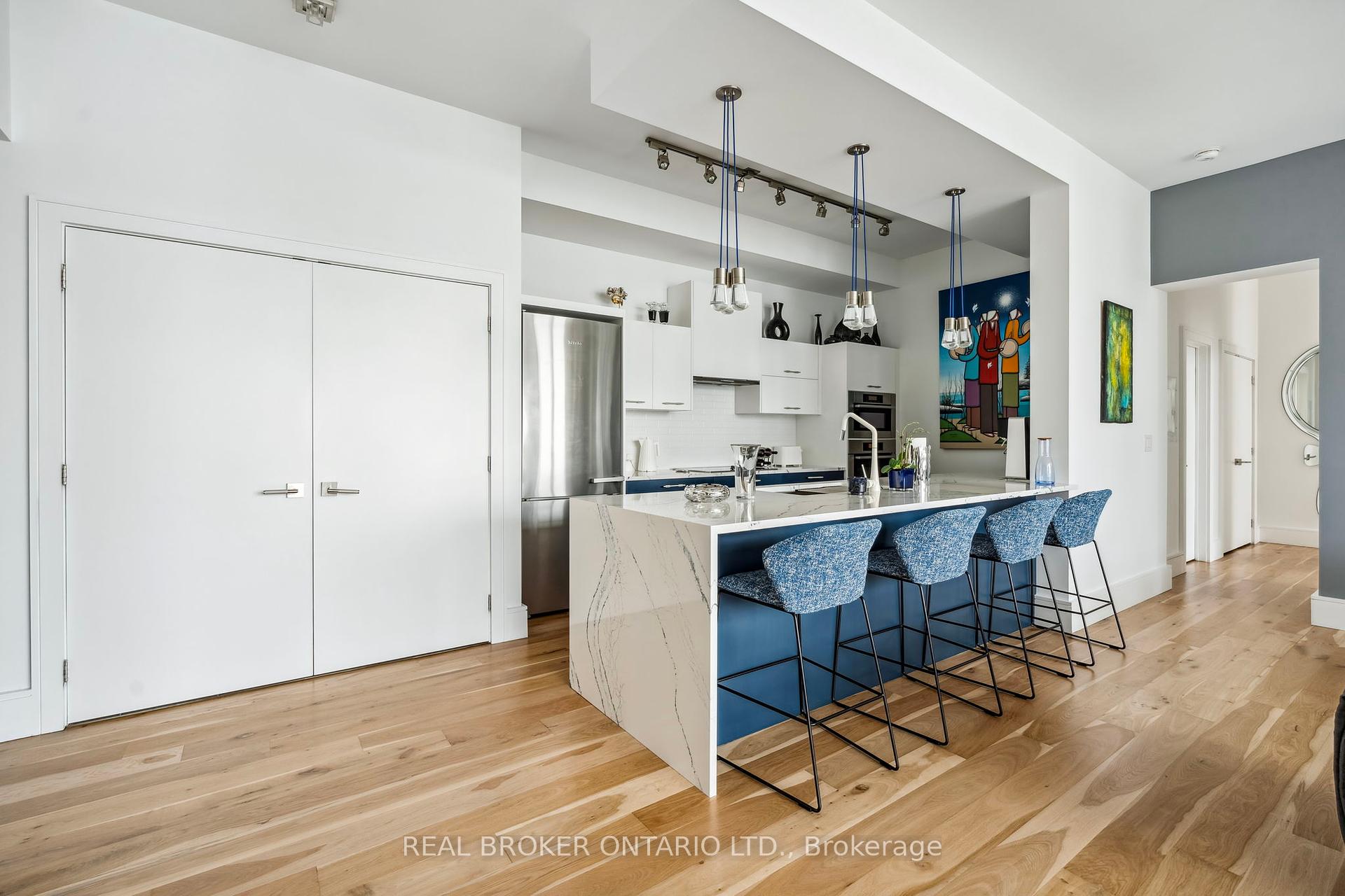 #4401 - 80 John St, Toronto, ON M5V3X4 | 2 Bedroom 2 Bathroom Condo Apt | Image 6