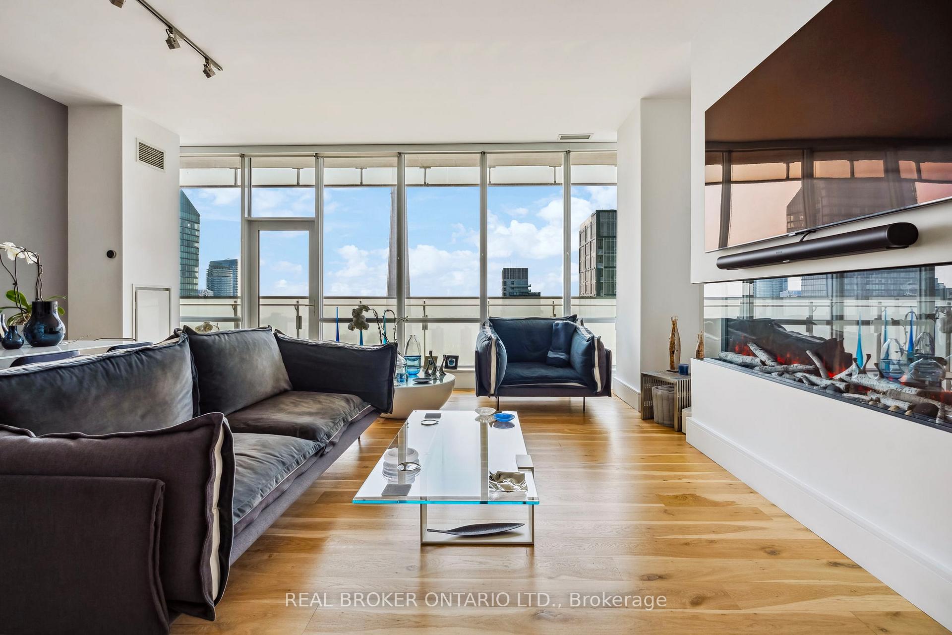 #4401 - 80 John St, Toronto, ON M5V3X4 | 2 Bedroom 2 Bathroom Condo Apt | Image 9
