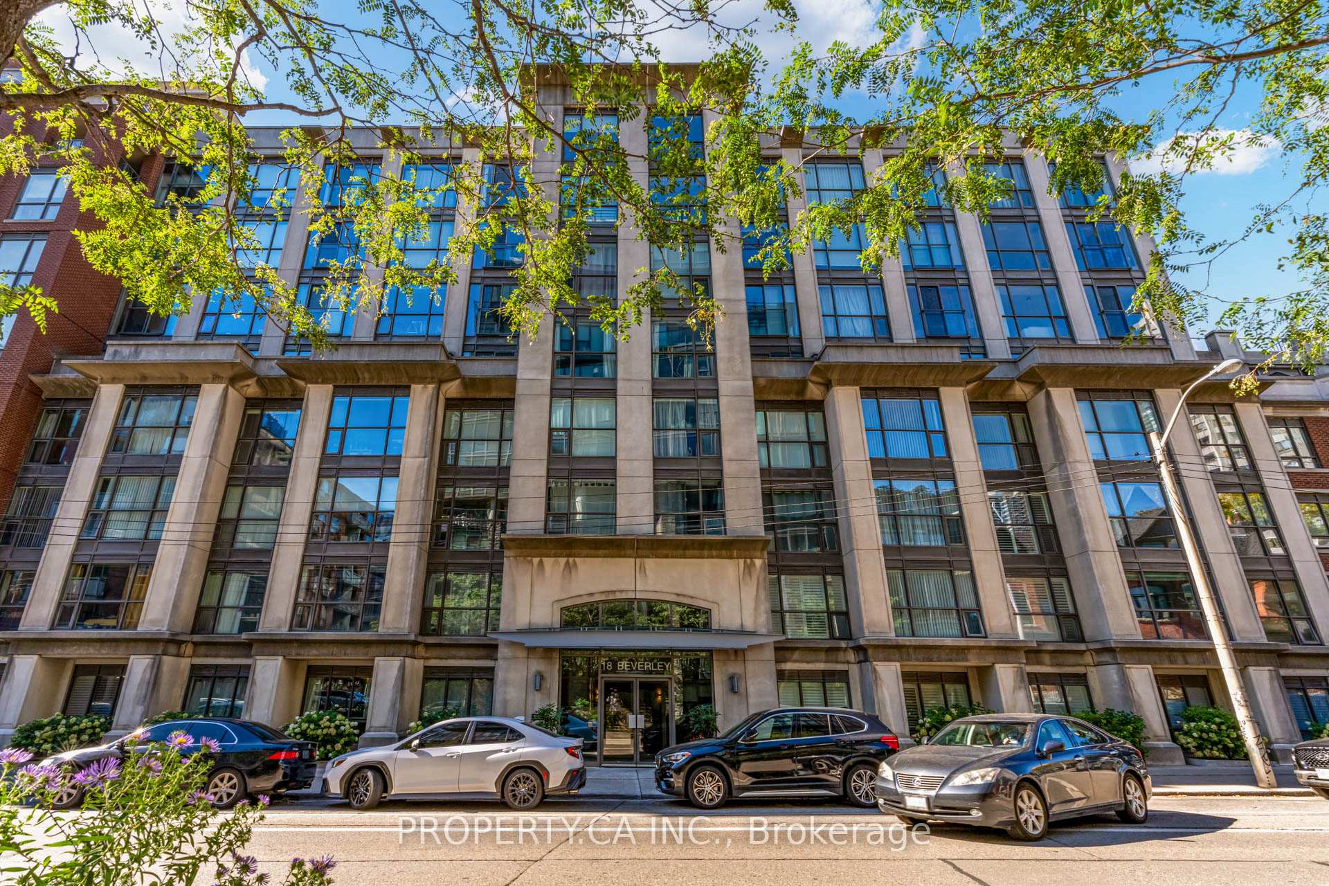 #311 - 18 Beverley St, Toronto, ON M5T3L2 | 2 Bedroom 2 Bathroom Condo Apt | Image 14