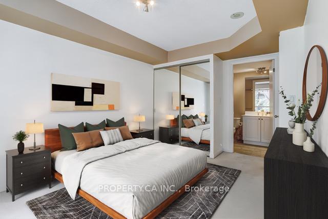 #311 - 18 Beverley St, Toronto, ON M5T3L2 | 2 Bedroom 2 Bathroom Condo Apt | Image 4