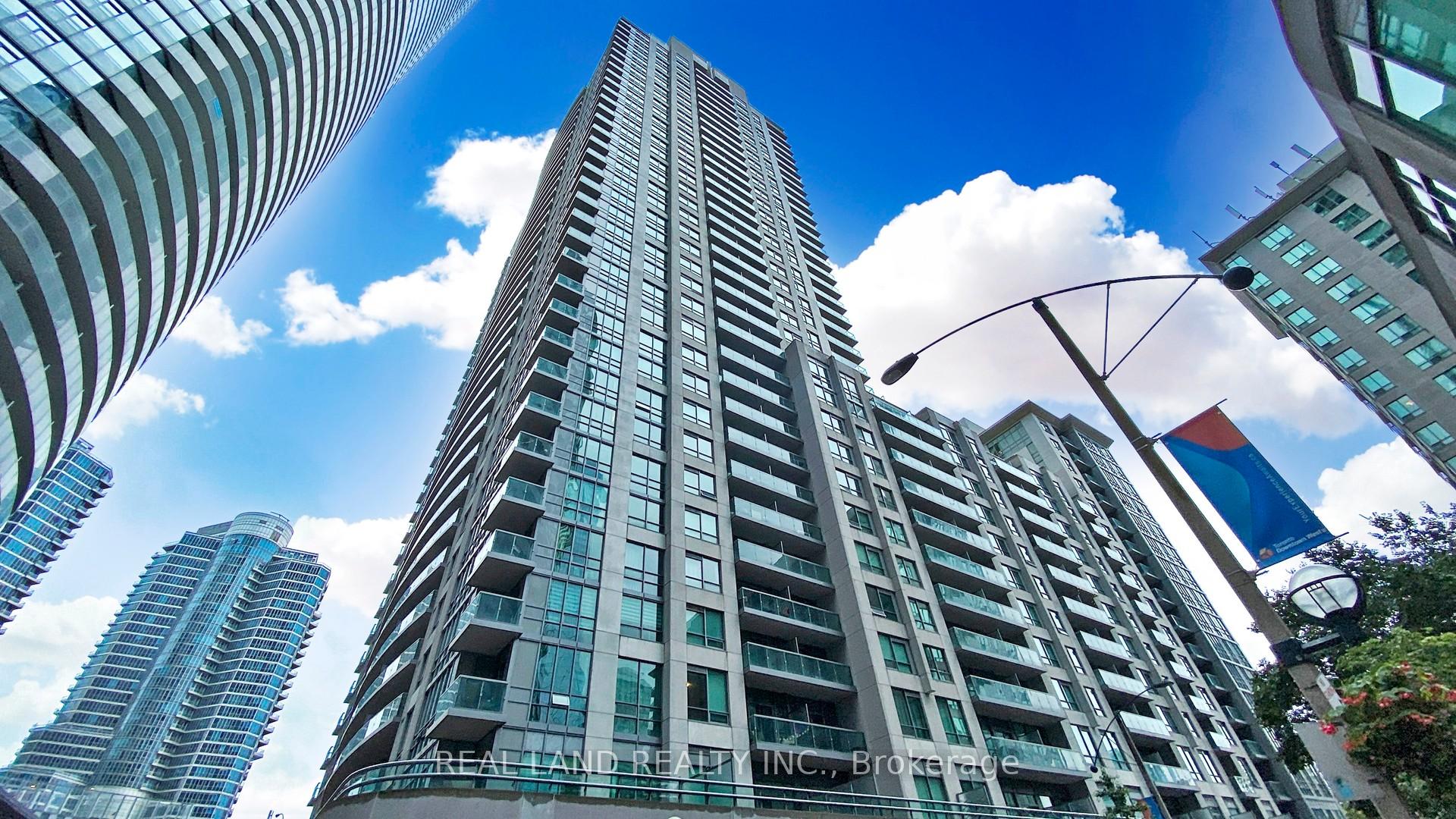 #1006 - 19 Grand Trunk Cres, Toronto, ON M5J3A3 | 2 Bedroom 2 Bathroom Condo Apt | Image 1