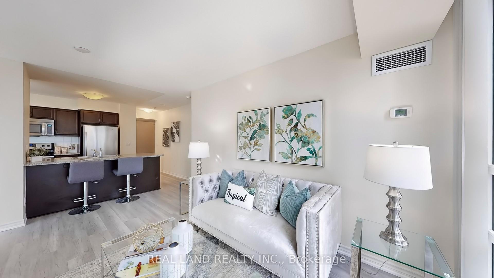 #1006 - 19 Grand Trunk Cres, Toronto, ON M5J3A3 | 2 Bedroom 2 Bathroom Condo Apt | Image 10
