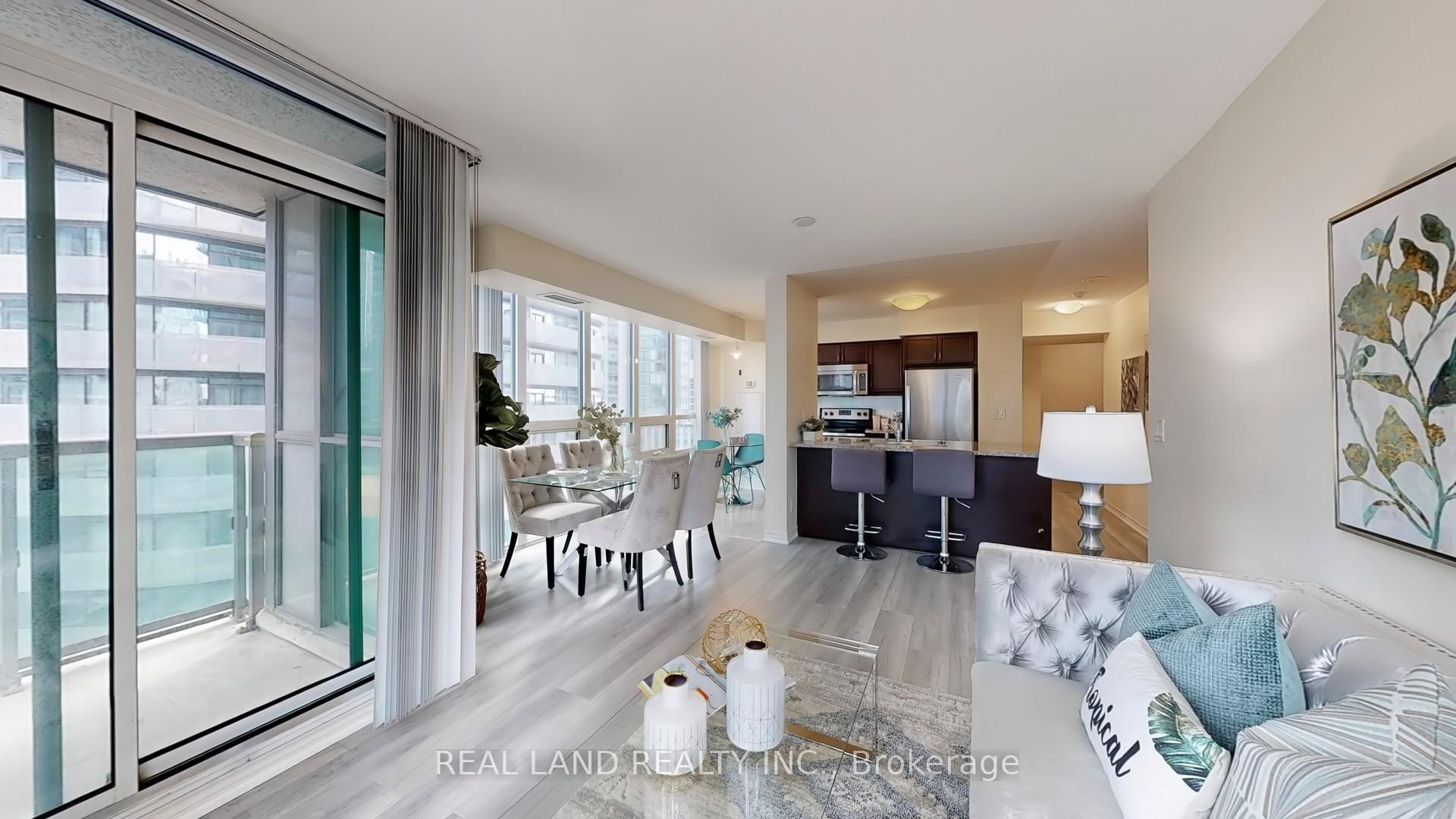 #1006 - 19 Grand Trunk Cres, Toronto, ON M5J3A3 | 2 Bedroom 2 Bathroom Condo Apt | Image 11