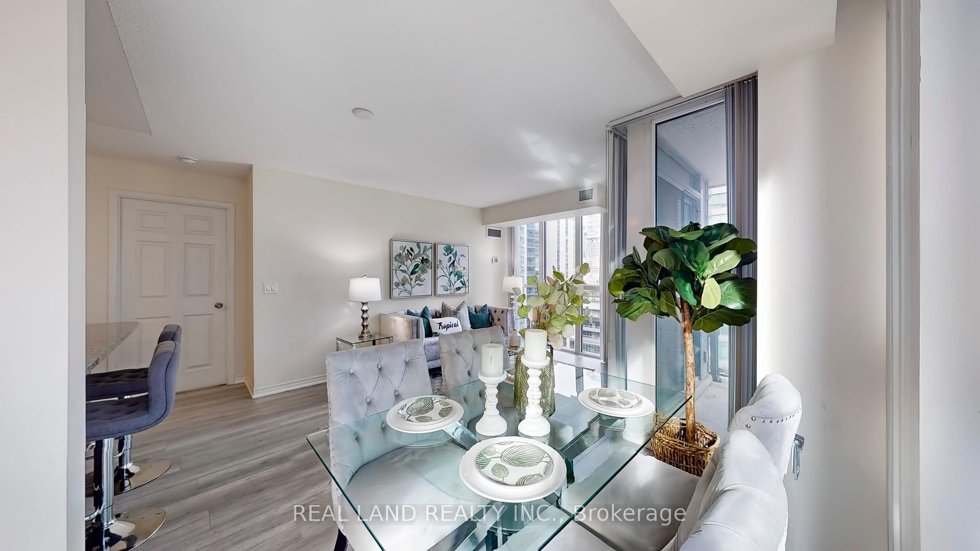 #1006 - 19 Grand Trunk Cres, Toronto, ON M5J3A3 | 2 Bedroom 2 Bathroom Condo Apt | Image 14