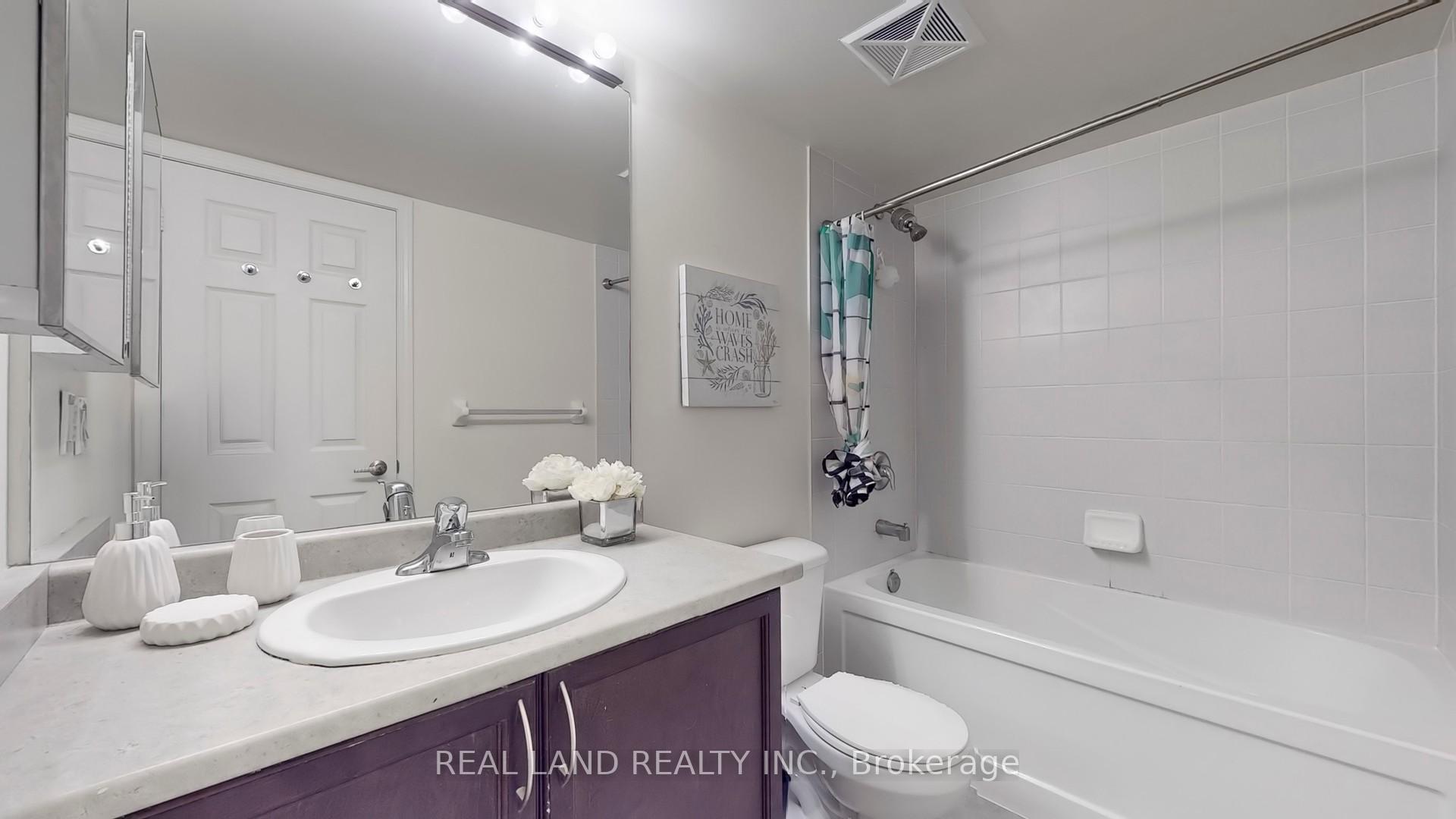 #1006 - 19 Grand Trunk Cres, Toronto, ON M5J3A3 | 2 Bedroom 2 Bathroom Condo Apt | Image 24