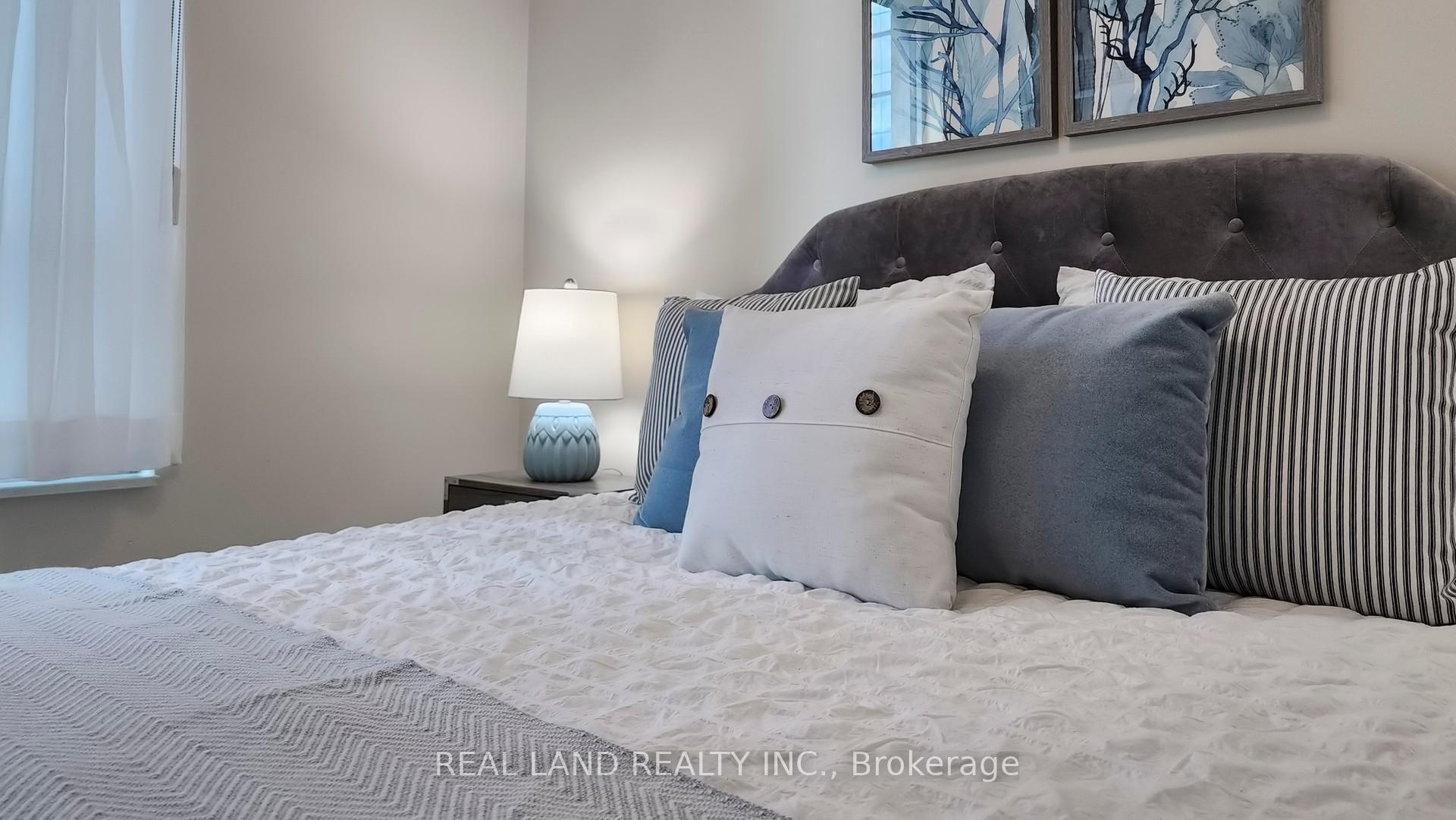 #1006 - 19 Grand Trunk Cres, Toronto, ON M5J3A3 | 2 Bedroom 2 Bathroom Condo Apt | Image 27