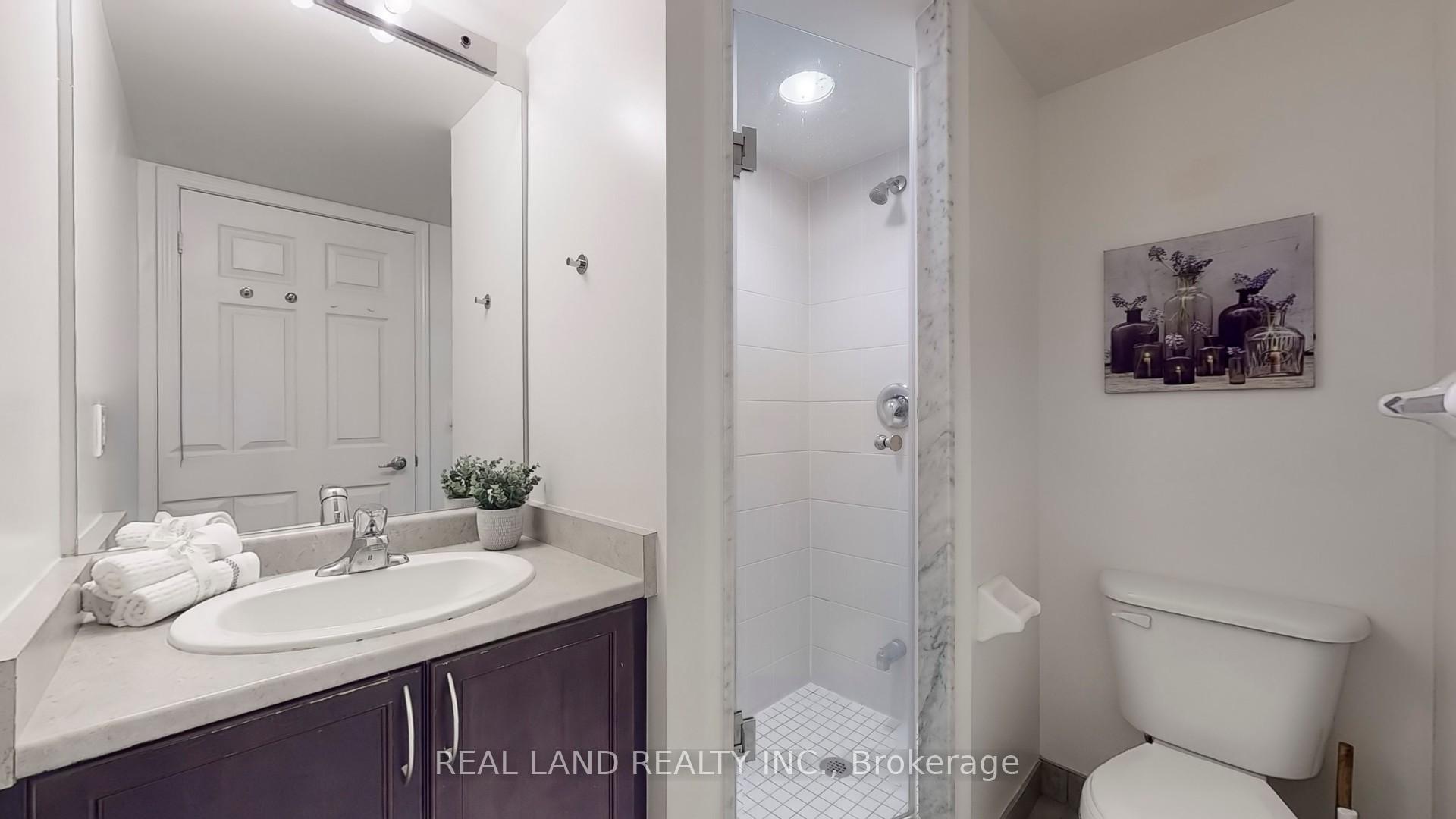 #1006 - 19 Grand Trunk Cres, Toronto, ON M5J3A3 | 2 Bedroom 2 Bathroom Condo Apt | Image 28