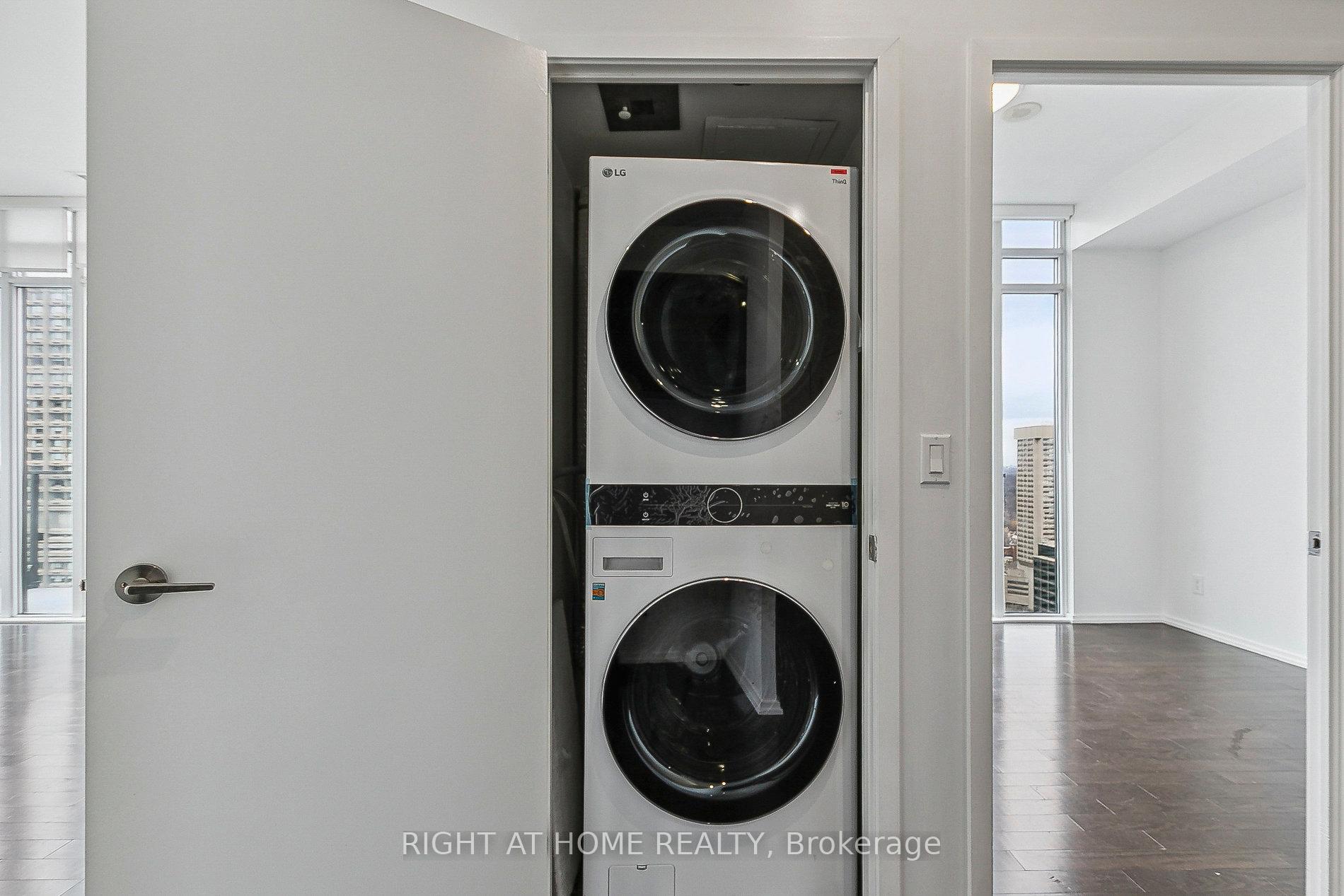 #3506 - 75 St Nicholas St, Toronto, ON M4Y0A5 | 1 Bedroom 1 Bathroom Condo Apt | Image 11