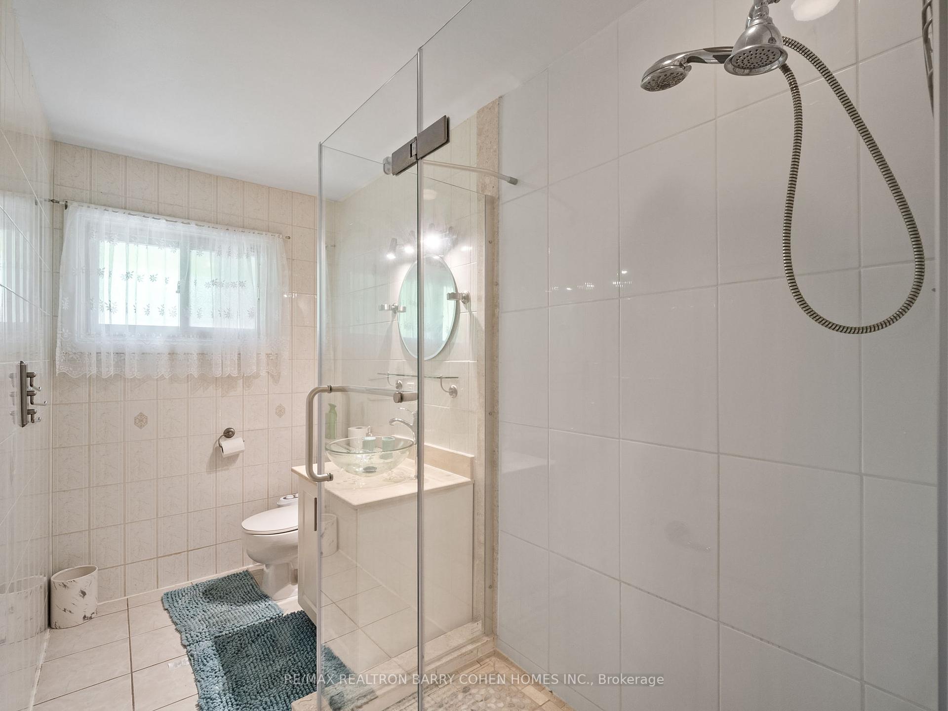 120 Laurentide Dr, Toronto, ON M3A3E5 | 3 Bedroom 3 Bathroom Detached House | Image 15