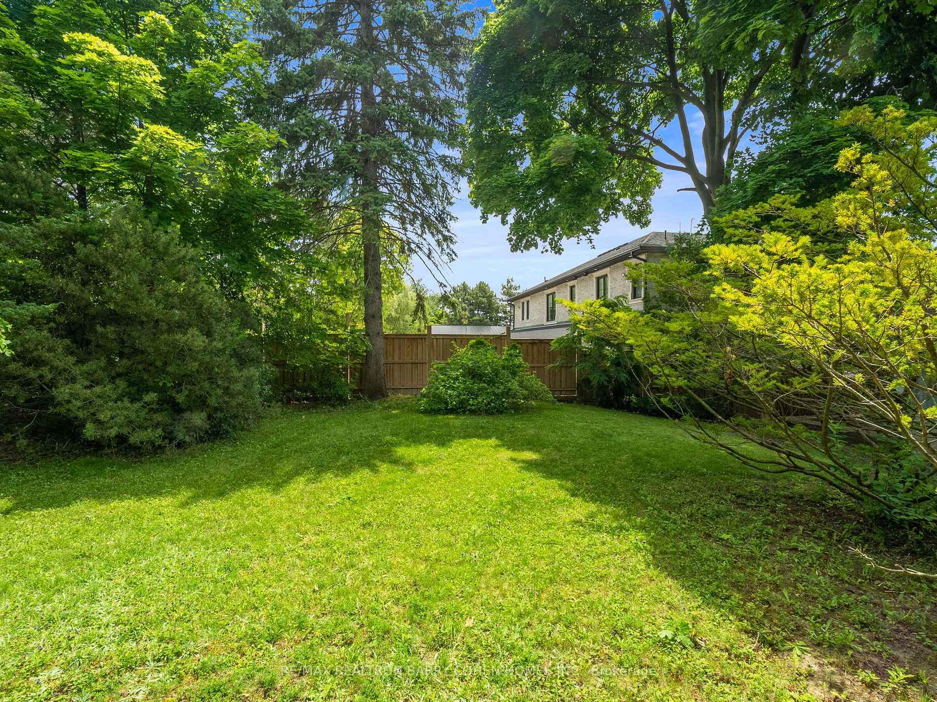 120 Laurentide Dr, Toronto, ON M3A3E5 | 3 Bedroom 3 Bathroom Detached House | Image 23