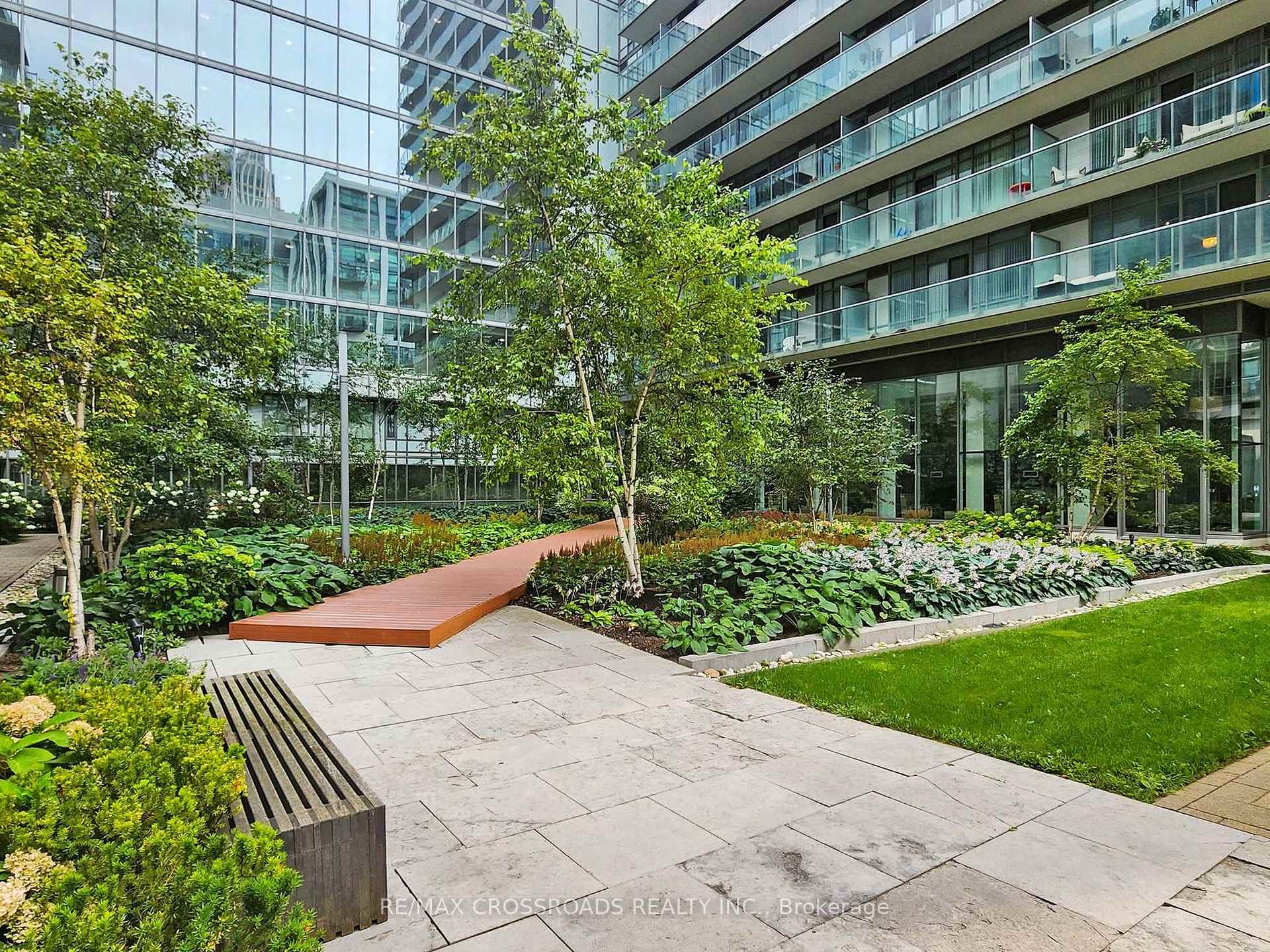 #1209 - 90 Stadium Rd, Toronto, ON M5V3W5 | 1 Bedroom 1 Bathroom Condo Apt | Image 2