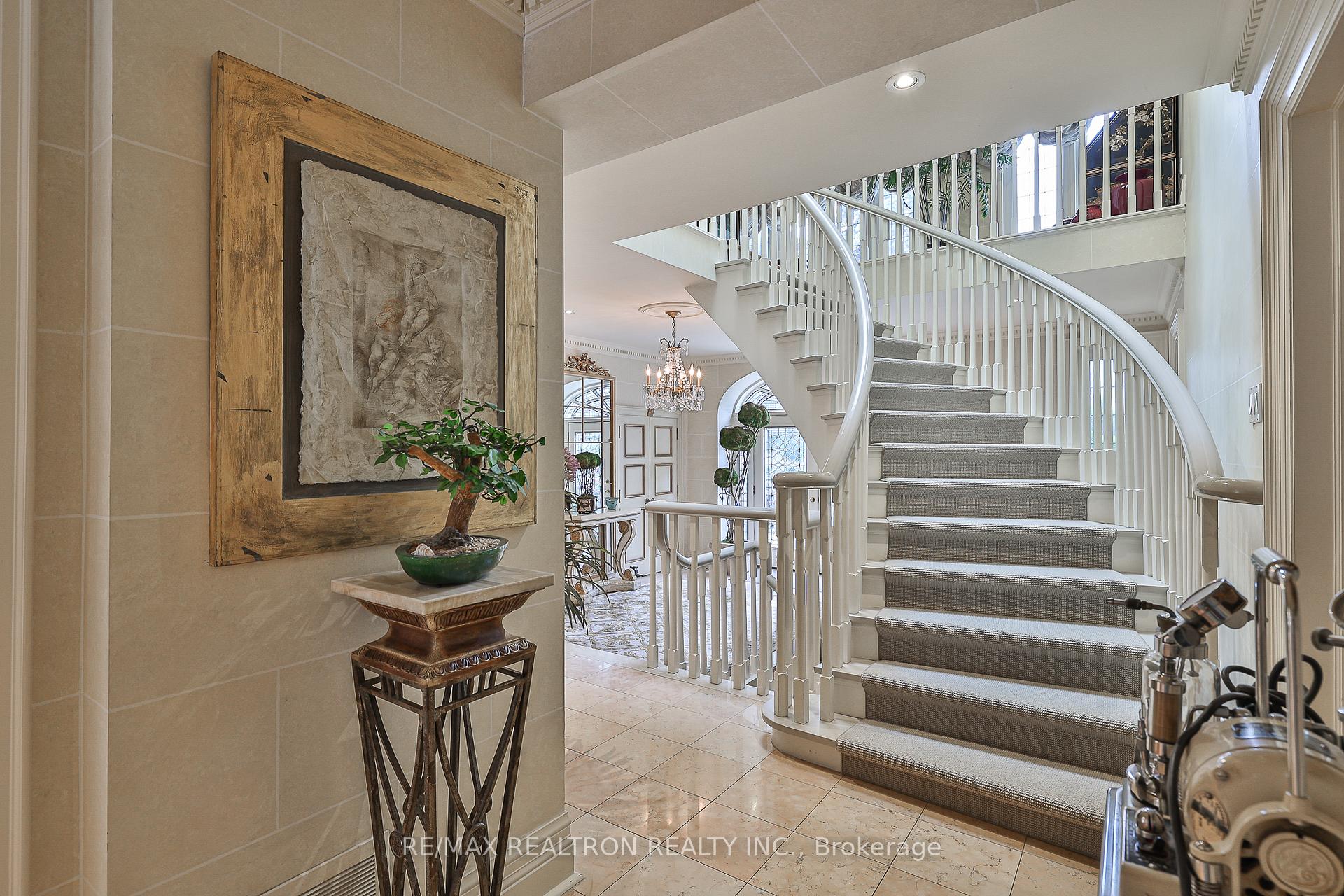 192 The Bridle Path, Toronto, ON M3C2P5 | 4 Bedroom 6 Bathroom Detached House | Image 17