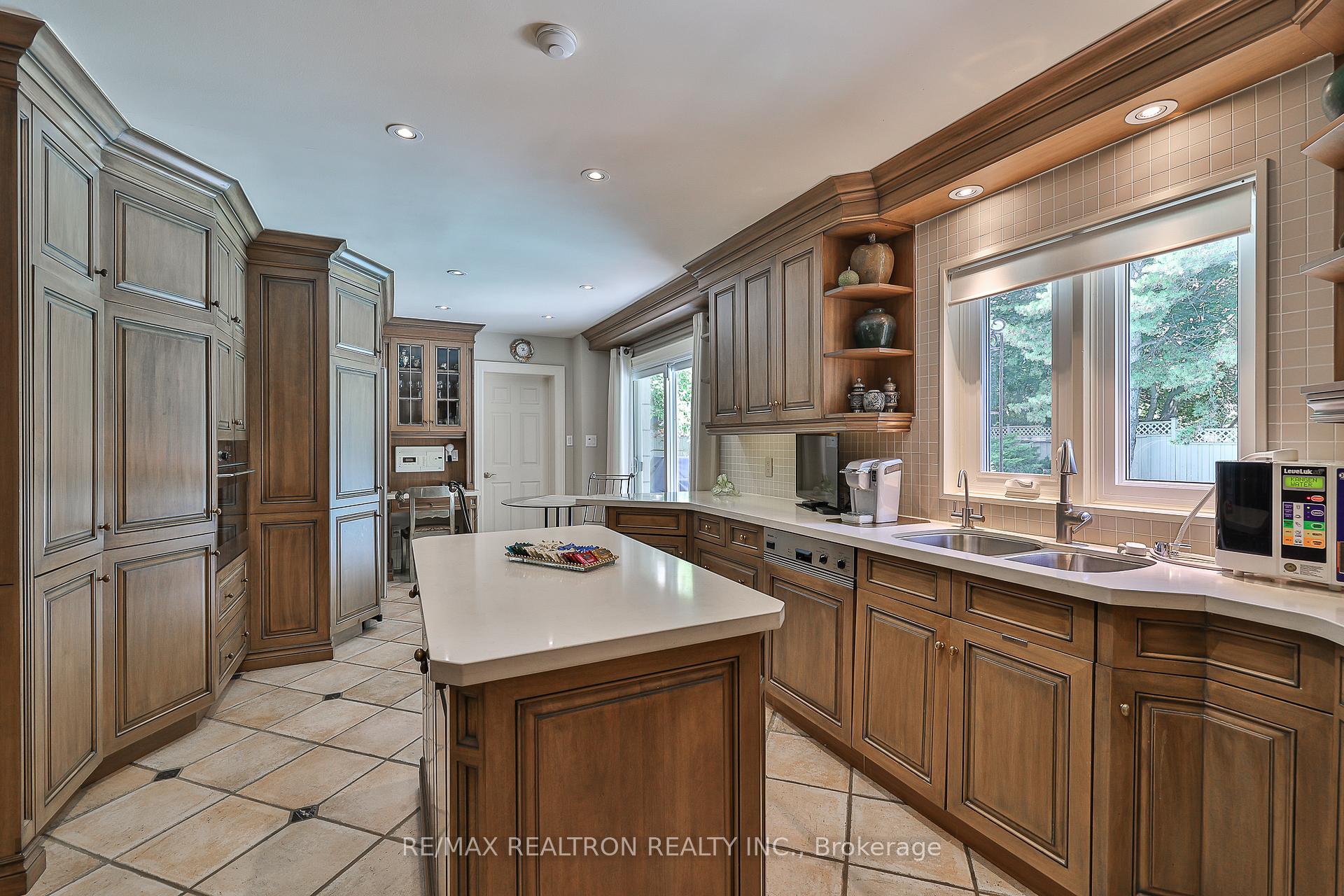 192 The Bridle Path, Toronto, ON M3C2P5 | 4 Bedroom 6 Bathroom Detached House | Image 19