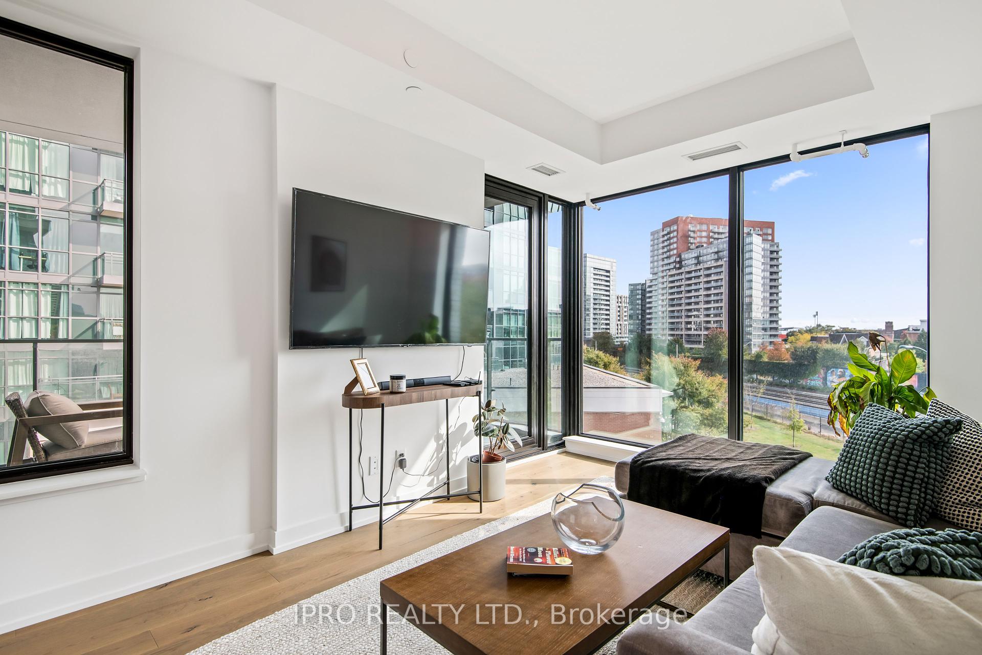 #401 - 200 Sudbury St, Toronto, ON M6J0H1 | 2 Bedroom 2 Bathroom Condo Apt | Image 14