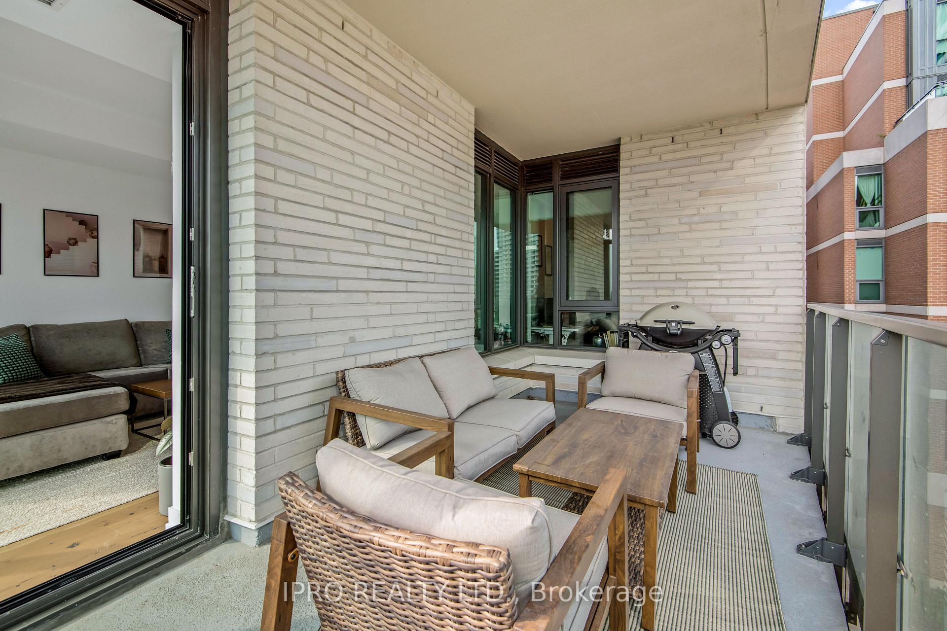 #401 - 200 Sudbury St, Toronto, ON M6J0H1 | 2 Bedroom 2 Bathroom Condo Apt | Image 18