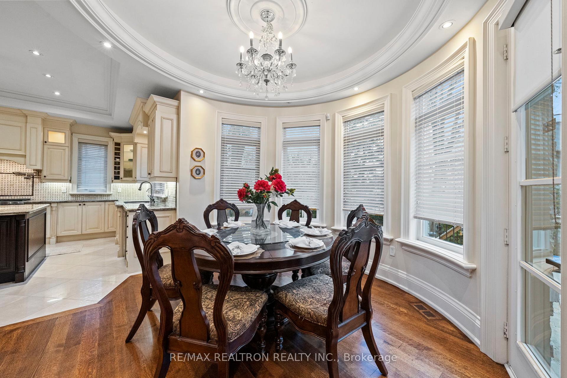 139 Beechwood Ave, Toronto, ON M2L1J9 | 4 Bedroom 6 Bathroom Detached House | Image 11