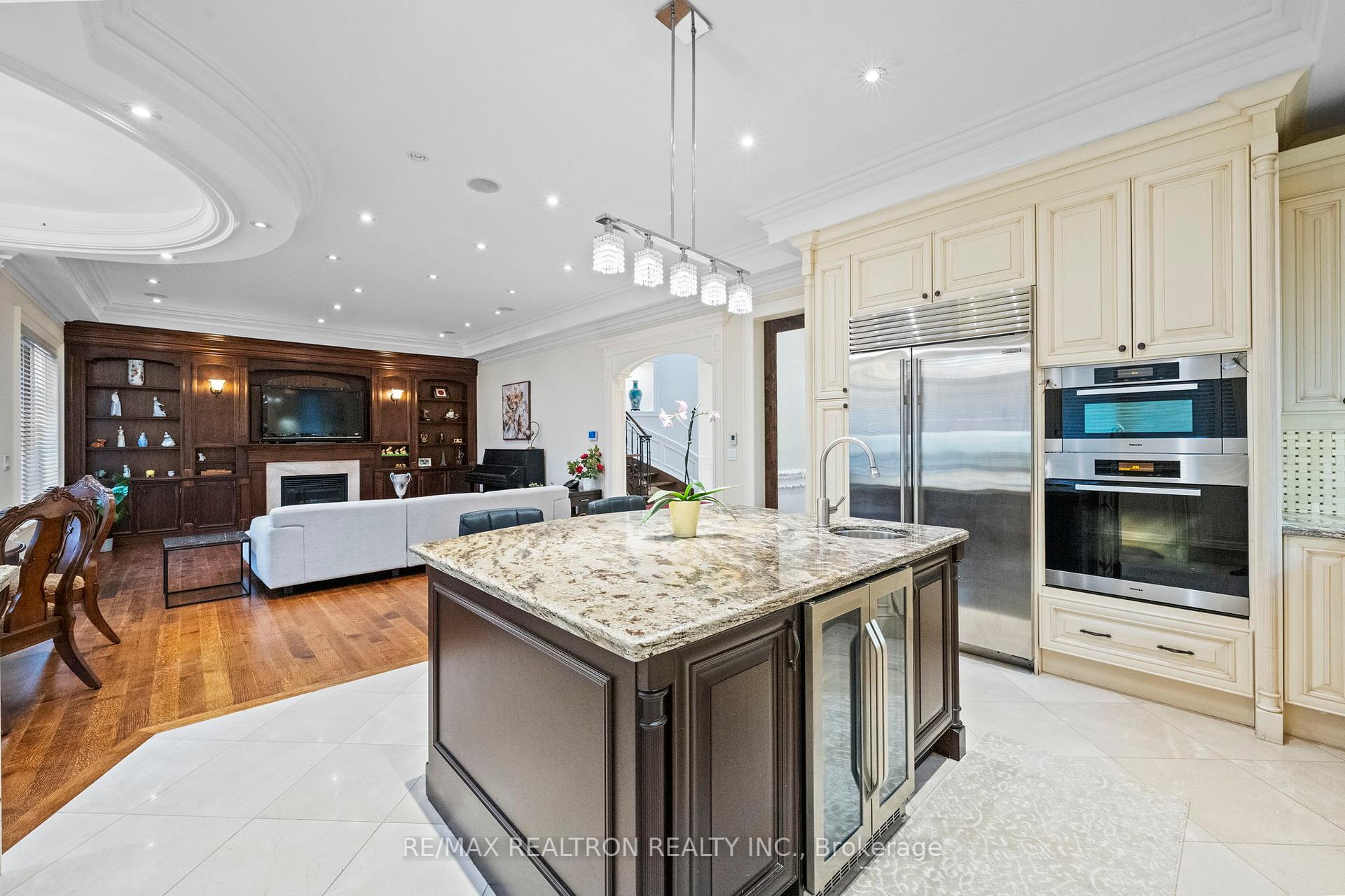 139 Beechwood Ave, Toronto, ON M2L1J9 | 4 Bedroom 6 Bathroom Detached House | Image 14