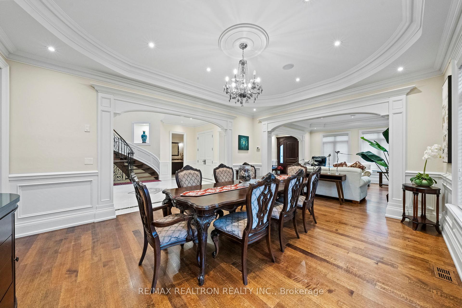 139 Beechwood Ave, Toronto, ON M2L1J9 | 4 Bedroom 6 Bathroom Detached House | Image 19