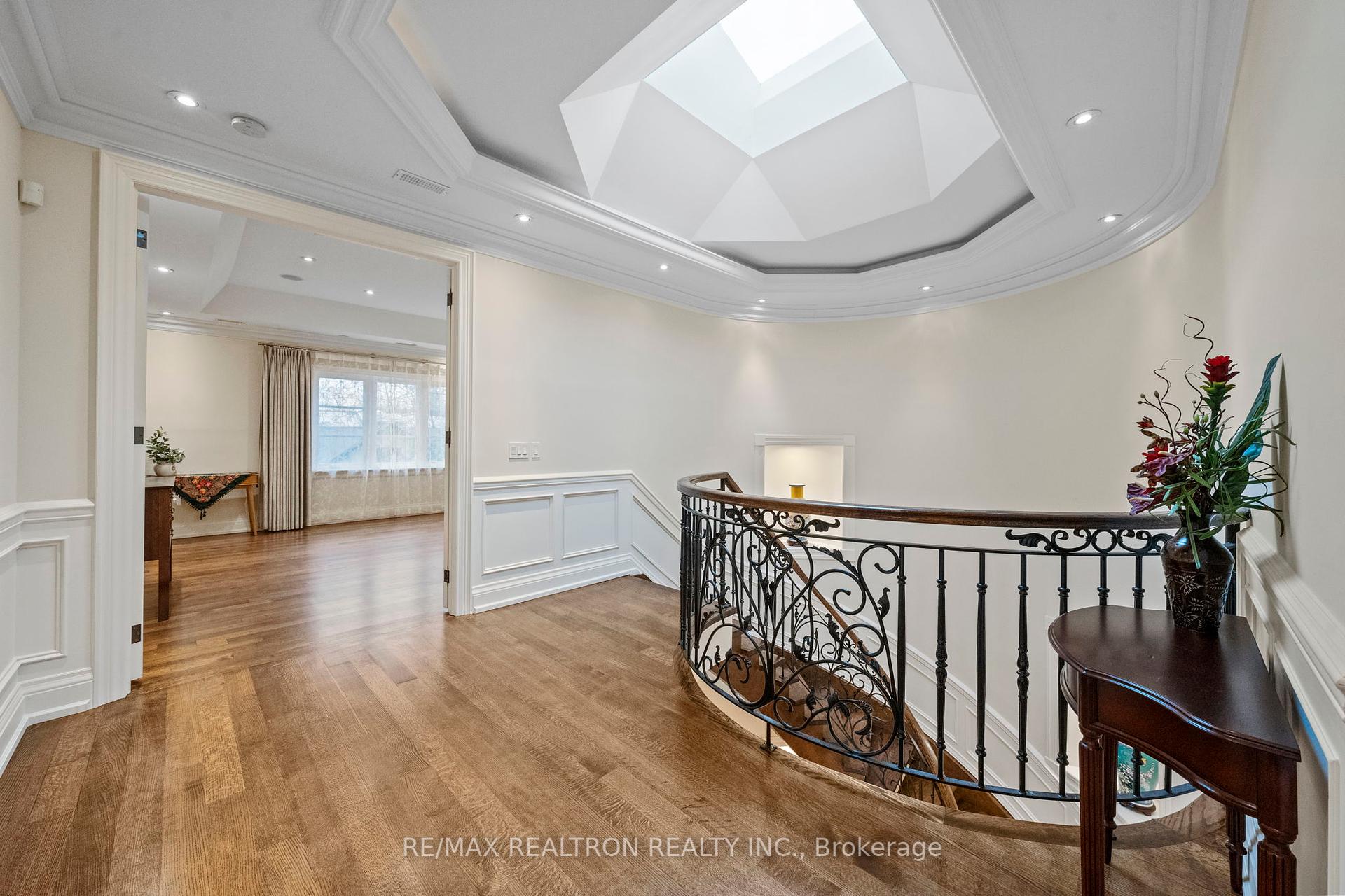 139 Beechwood Ave, Toronto, ON M2L1J9 | 4 Bedroom 6 Bathroom Detached House | Image 21