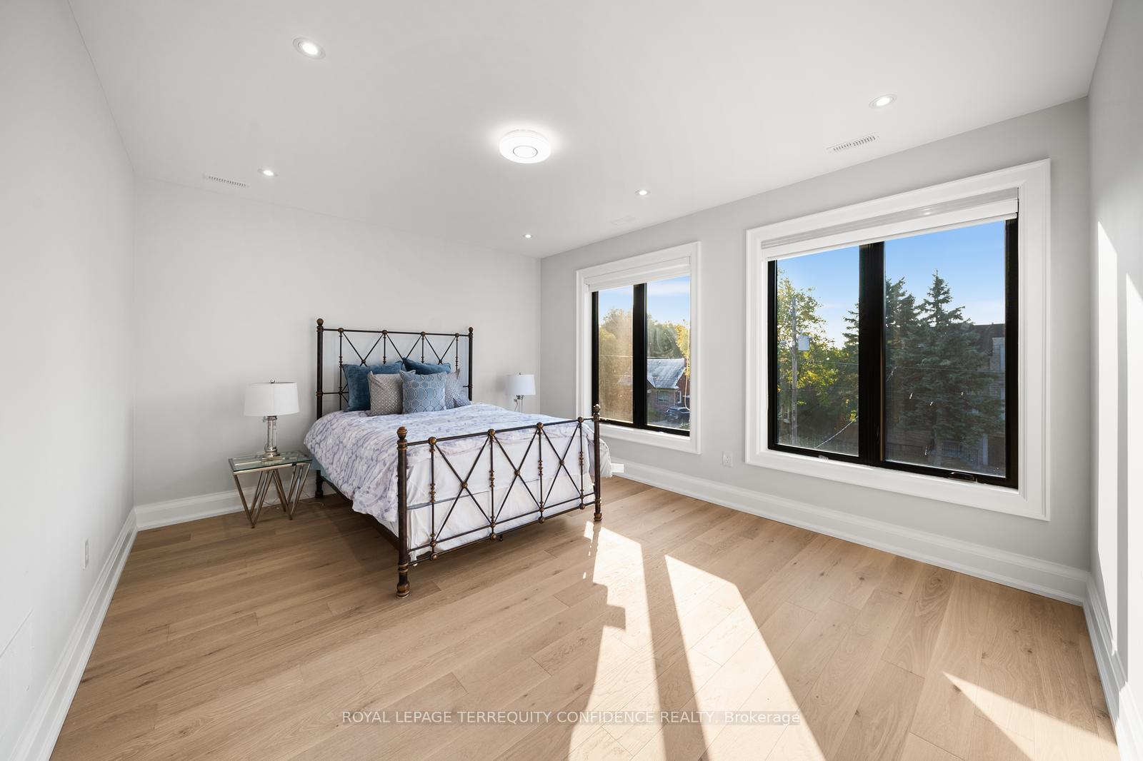 422 Hounslow Ave, Toronto, ON M2R1H6 | 4 Bedroom 7 Bathroom Detached House | Image 23