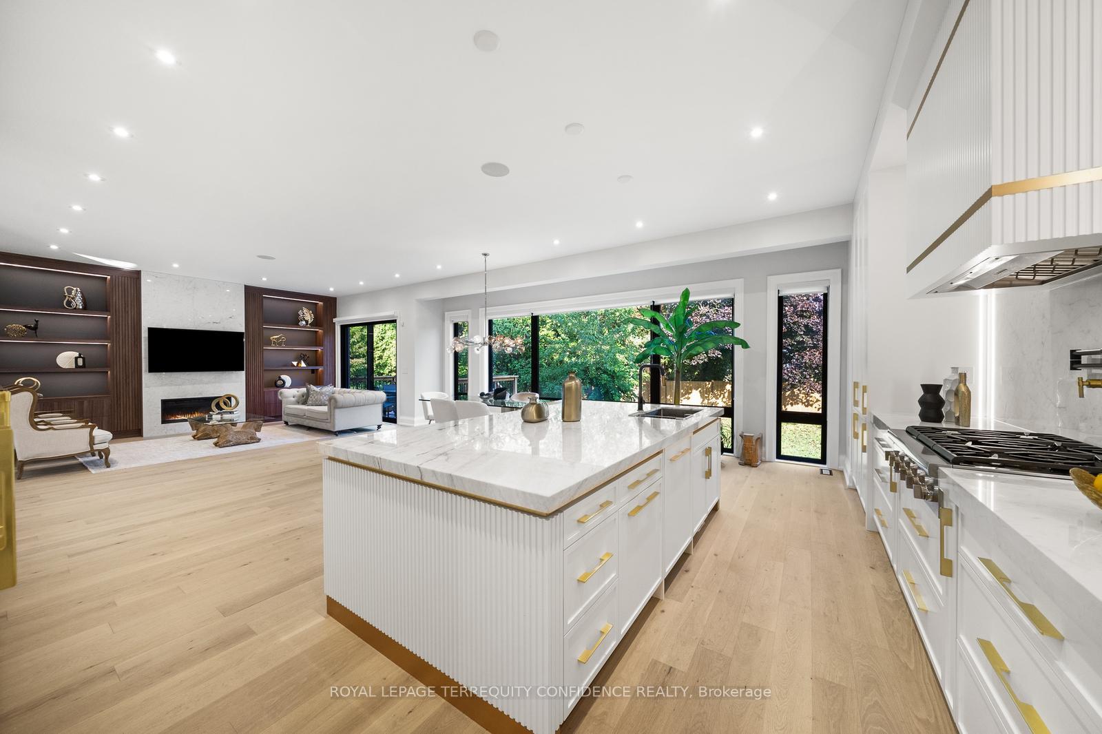 422 Hounslow Ave, Toronto, ON M2R1H6 | 4 Bedroom 7 Bathroom Detached House | Image 8