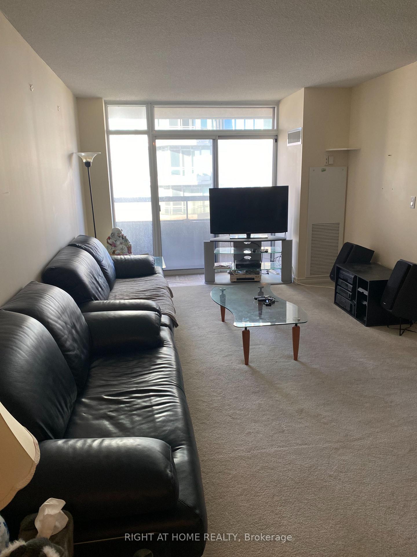 #2316 - 18 Sommerset Way, Toronto, ON M2N6X5 | 3 Bedroom 2 Bathroom Condo Apt | Image 5