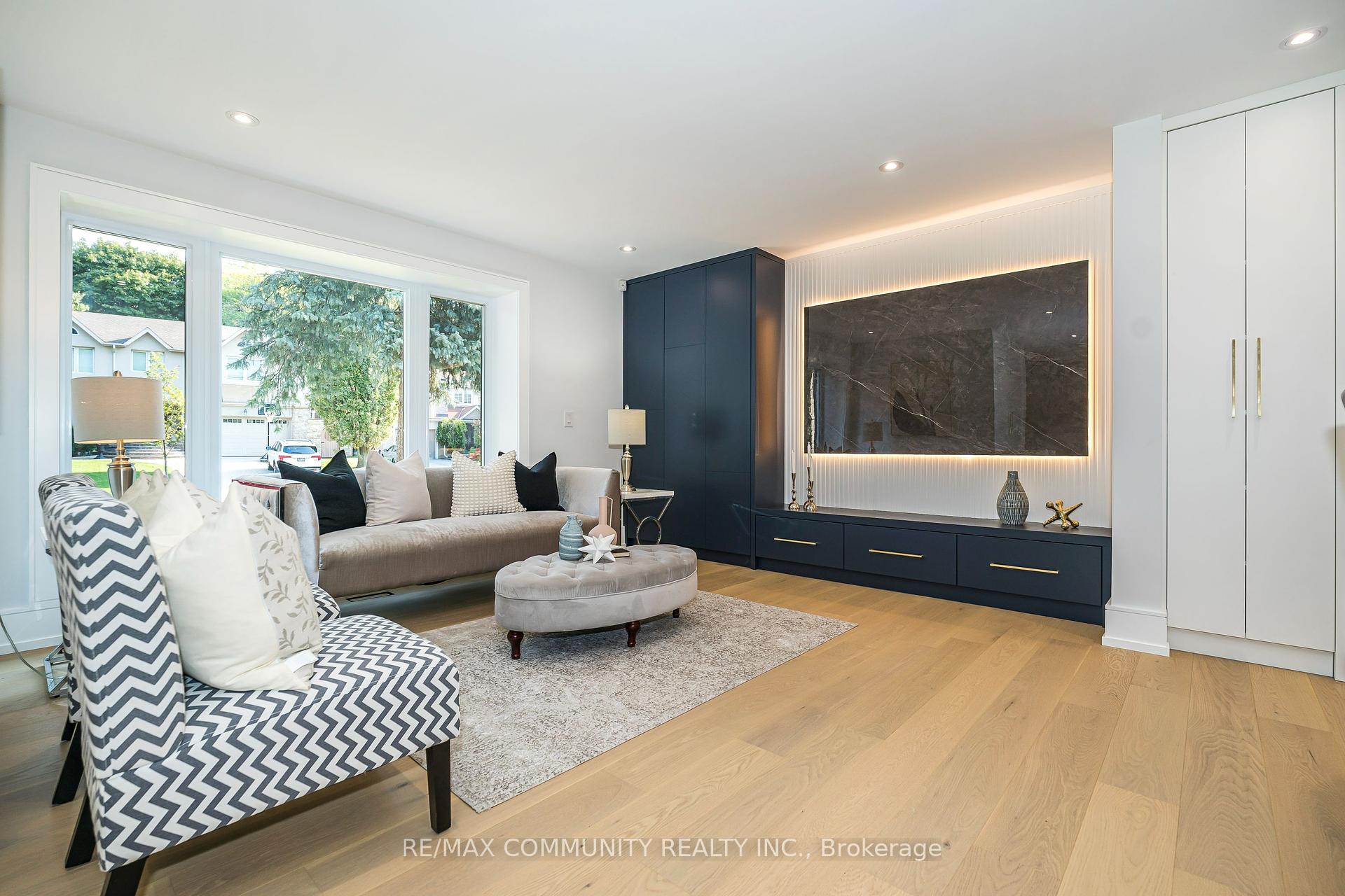 30 Kellythorne Dr, Toronto, ON M3A2L4 | 3 Bedroom 4 Bathroom Detached House | Image 4