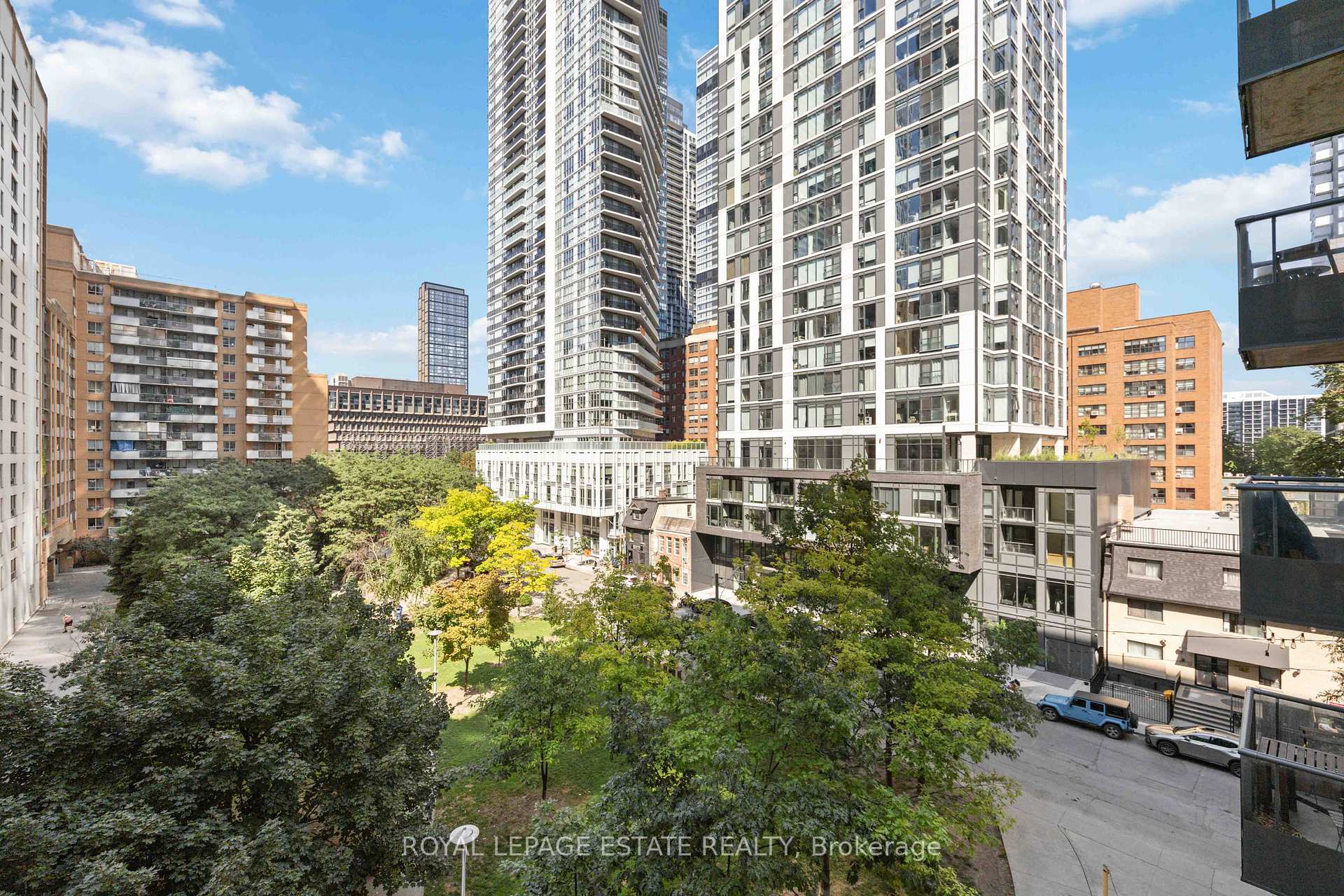 #601 - 76 Shuter St E, Toronto, ON M5B1B4 | 1 Bedroom 1 Bathroom Condo Apt | Image 21