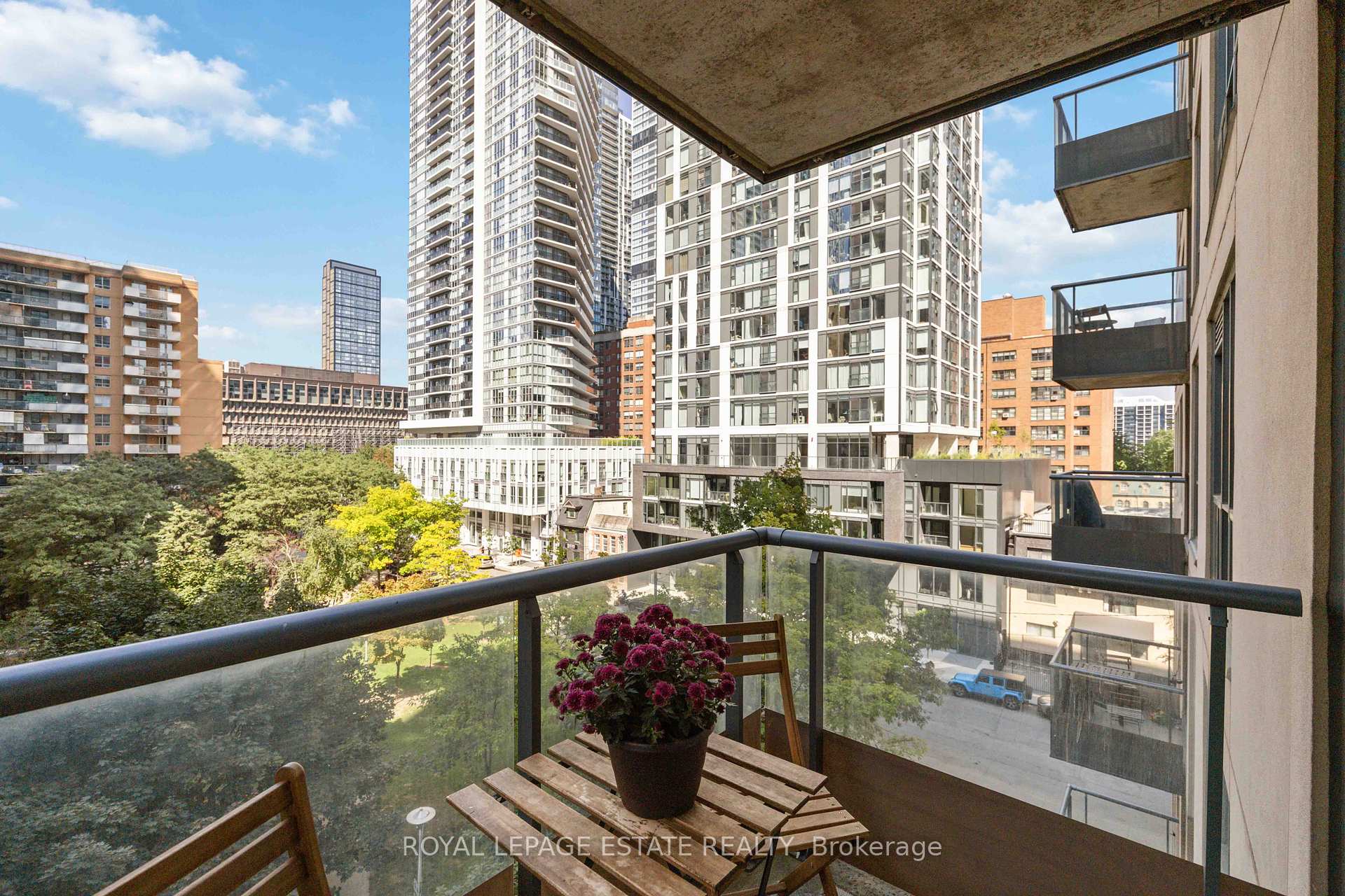 #601 - 76 Shuter St E, Toronto, ON M5B1B4 | 1 Bedroom 1 Bathroom Condo Apt | Image 22