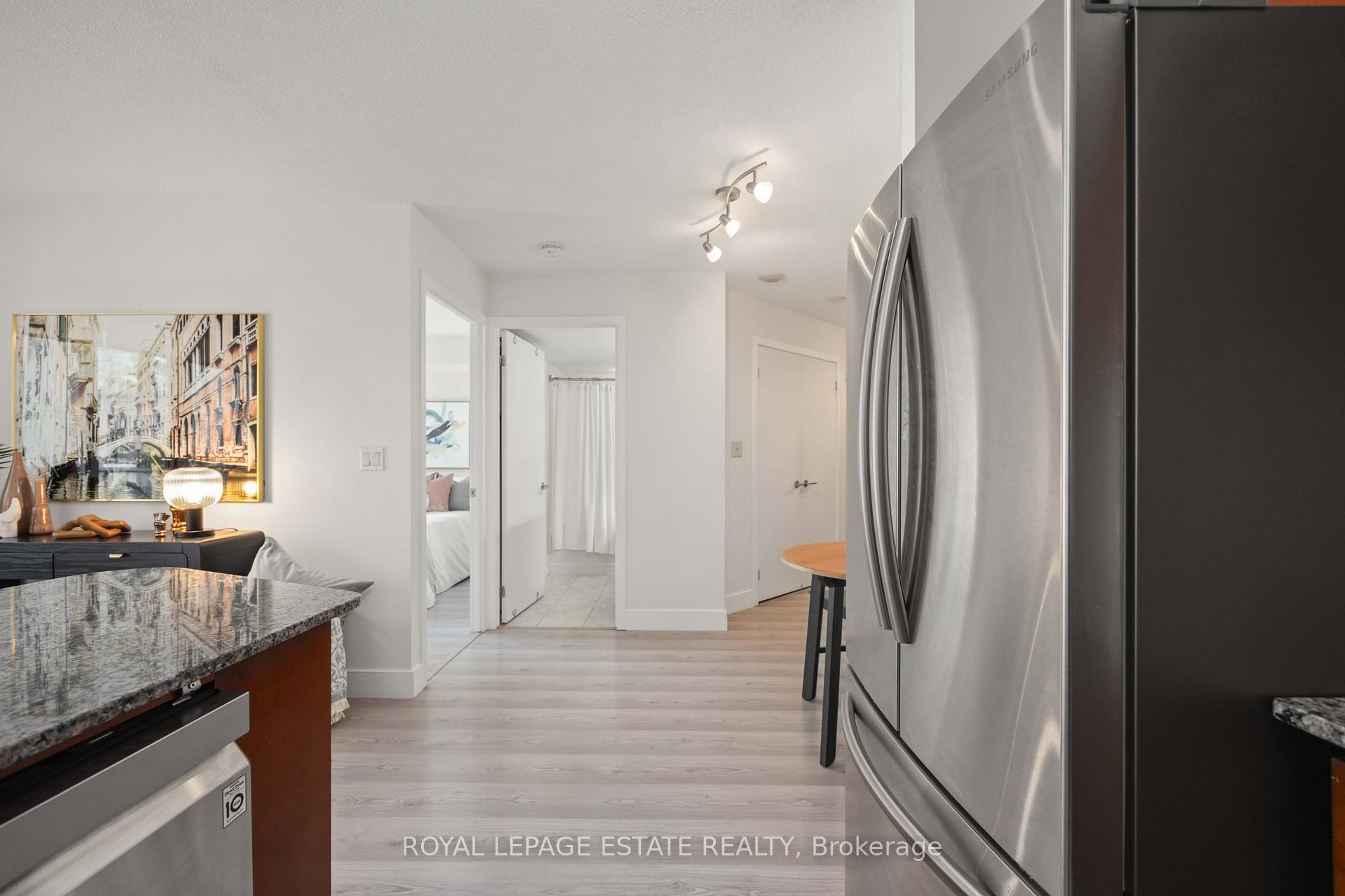 #601 - 76 Shuter St E, Toronto, ON M5B1B4 | 1 Bedroom 1 Bathroom Condo Apt | Image 5