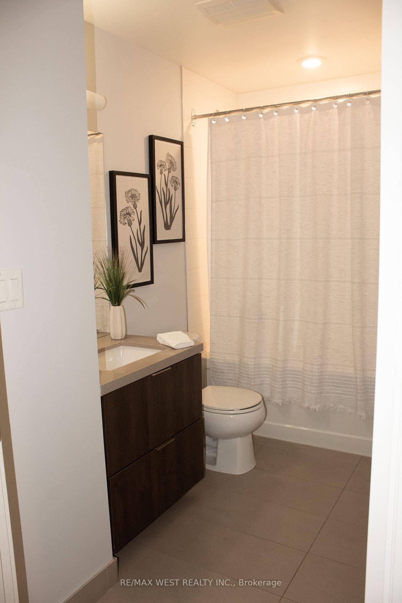 #219 - 109 Ossington Ave, Toronto, ON M6J2Z2 | 1 Bedroom 1 Bathroom Condo Apt | Image 10