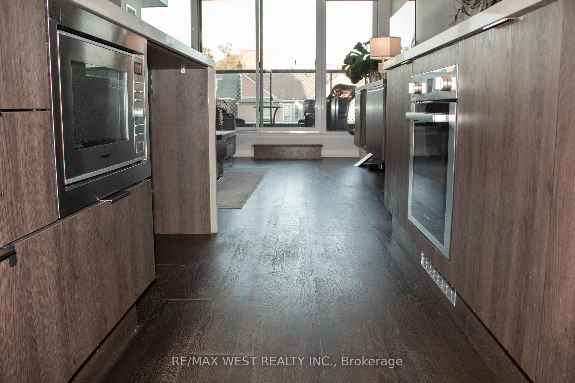 #219 - 109 Ossington Ave, Toronto, ON M6J2Z2 | 1 Bedroom 1 Bathroom Condo Apt | Image 17