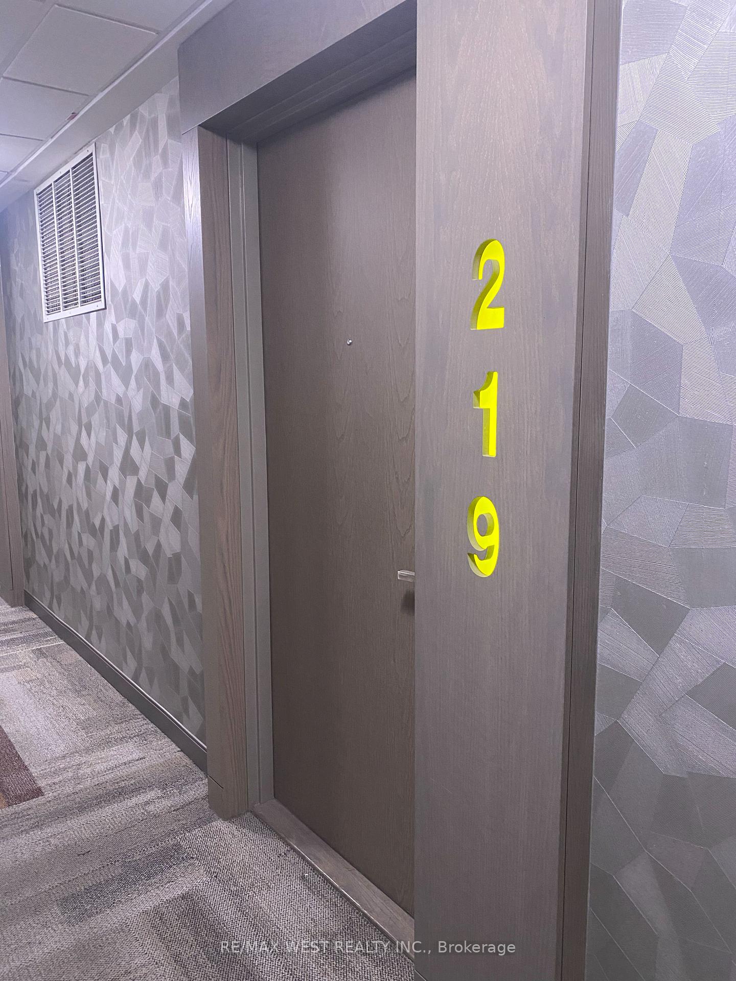 #219 - 109 Ossington Ave, Toronto, ON M6J2Z2 | 1 Bedroom 1 Bathroom Condo Apt | Image 8