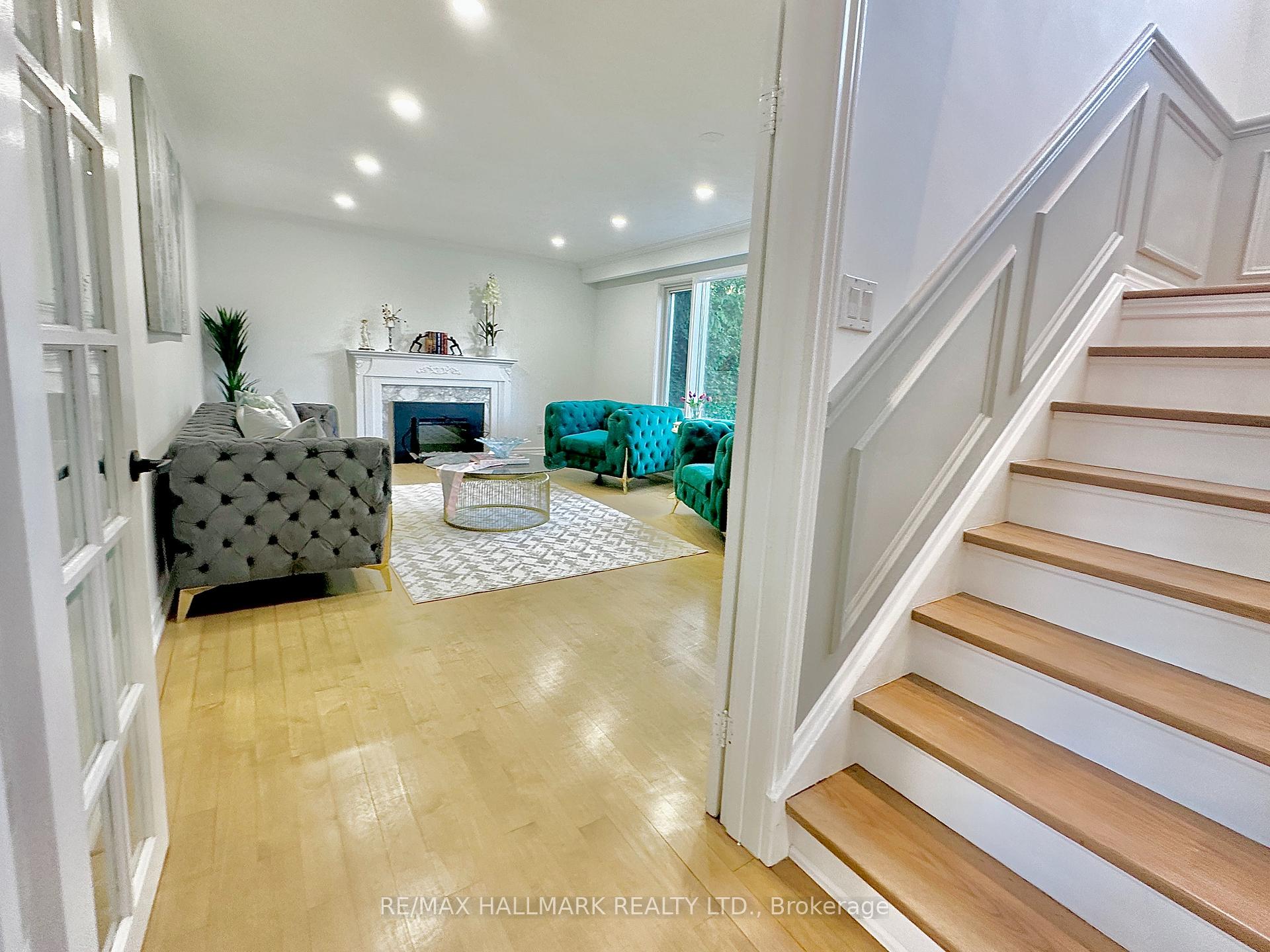 16 Gaspe Rd, Toronto, ON M2K2E8 | 4 Bedroom 5 Bathroom Detached House | Image 17