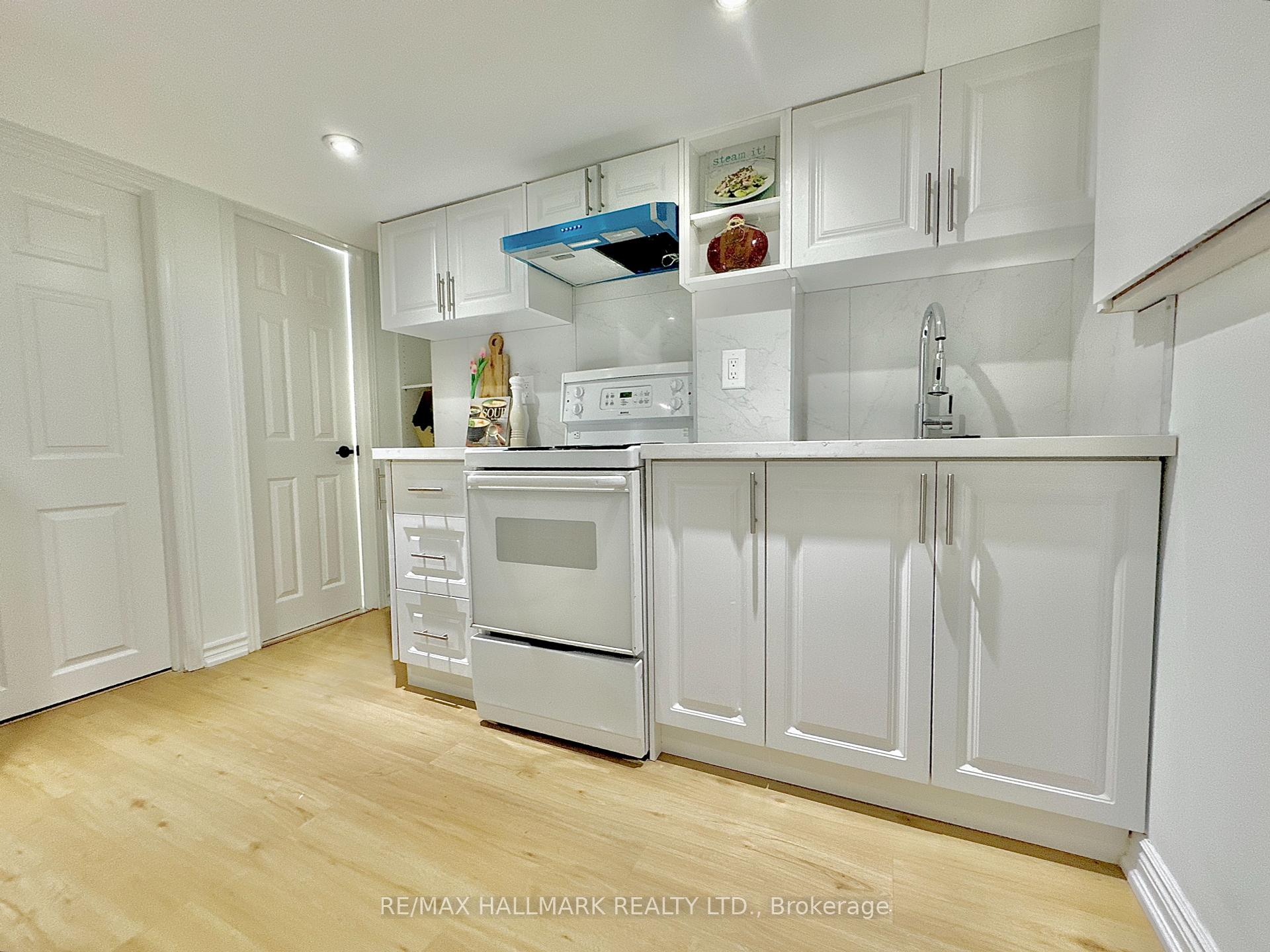 16 Gaspe Rd, Toronto, ON M2K2E8 | 4 Bedroom 5 Bathroom Detached House | Image 35