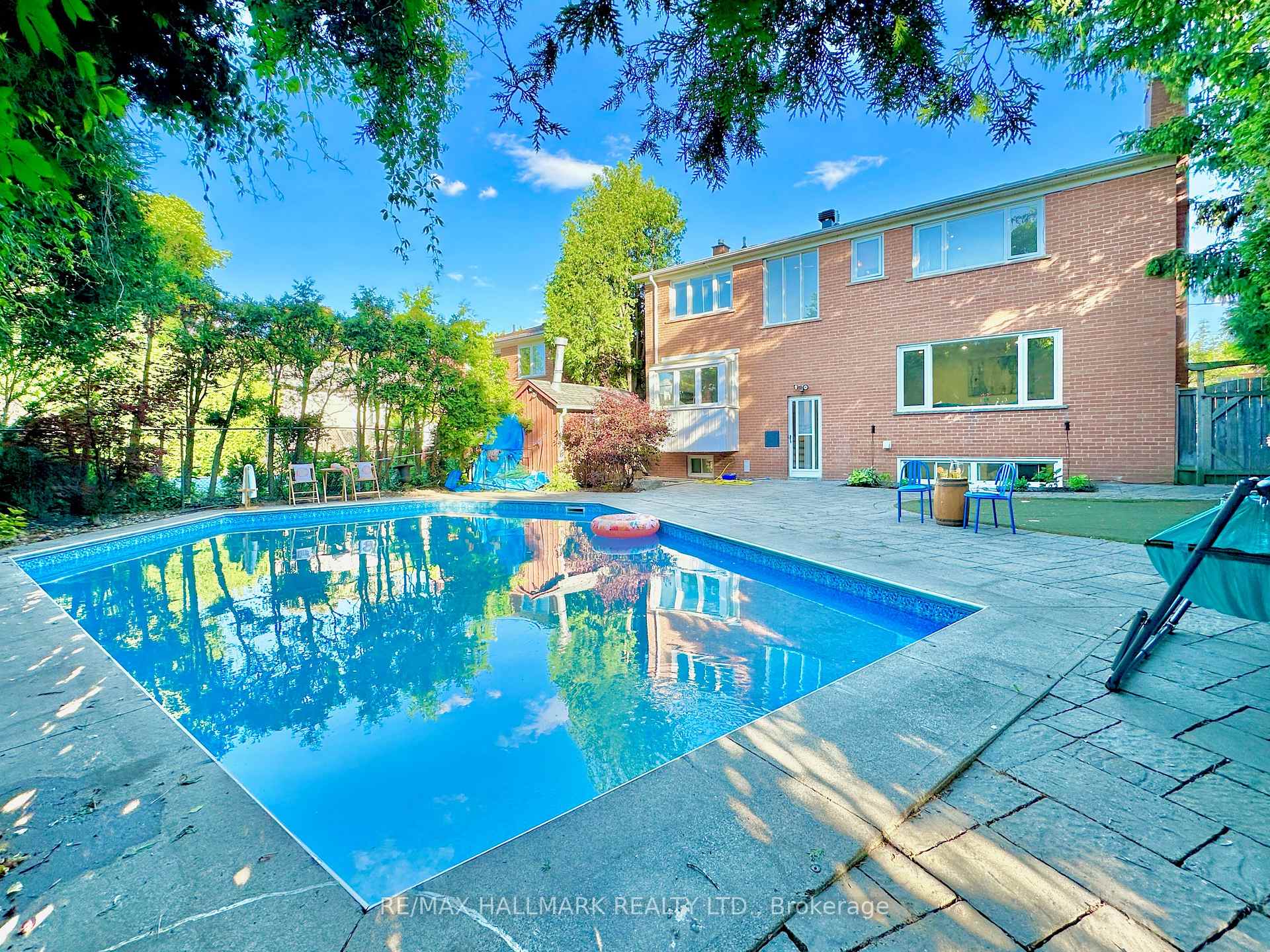 16 Gaspe Rd, Toronto, ON M2K2E8 | 4 Bedroom 5 Bathroom Detached House | Image 37