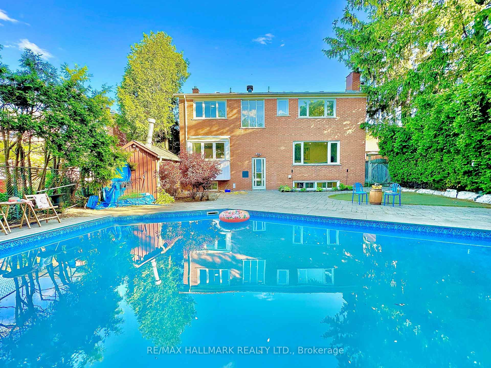 16 Gaspe Rd, Toronto, ON M2K2E8 | 4 Bedroom 5 Bathroom Detached House | Image 39