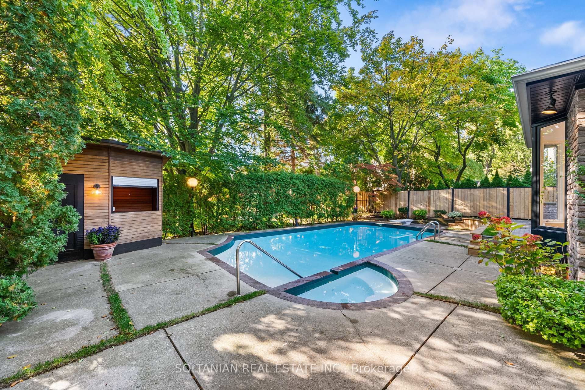 31 Cheval Dr, Toronto, ON M3B1R5 | 4 Bedroom 5 Bathroom Detached House | Image 40