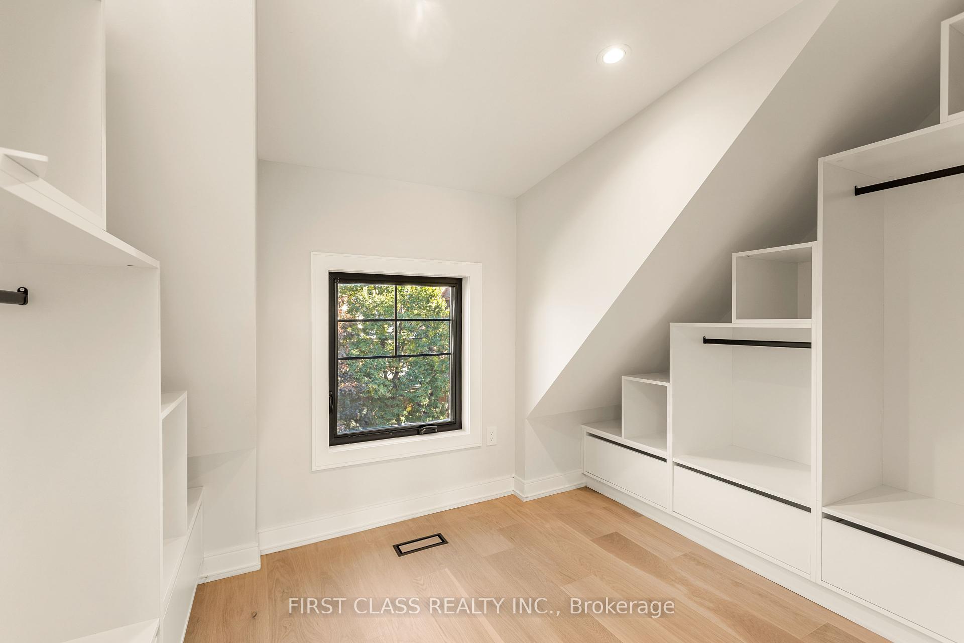 144 Beatrice St, Toronto, ON M6J2T3 | 4 Bedroom 4 Bathroom Semi-Detached House | Image 31